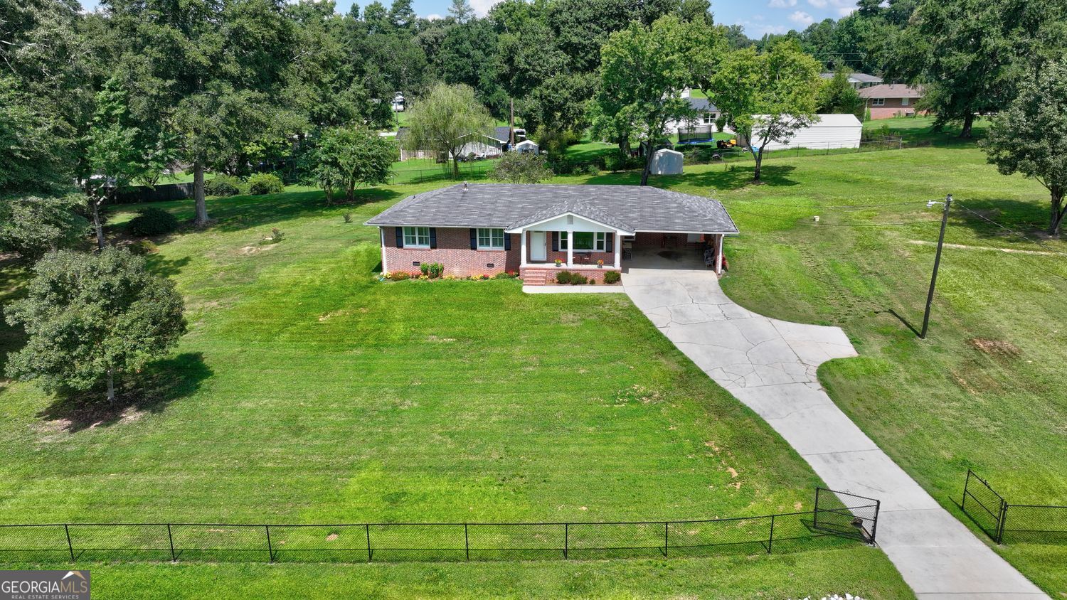 2833 Crabapple Circle