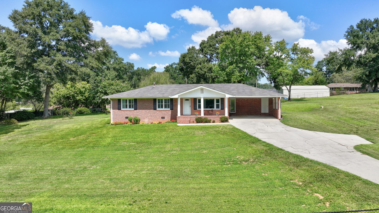 2833 Crabapple Circle
