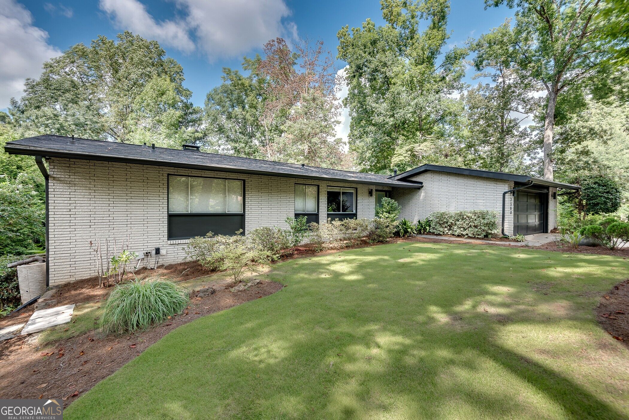 2588 Flair Knoll Drive NE