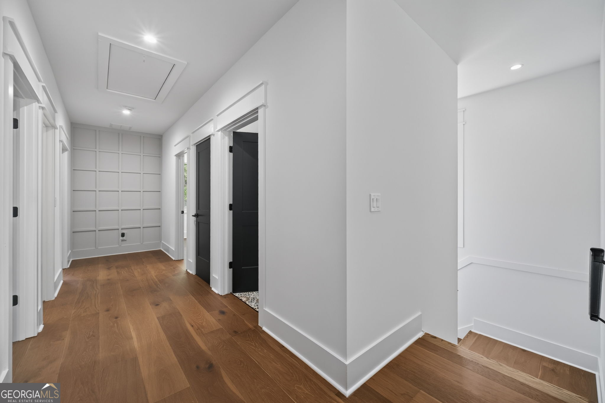 274 White Street