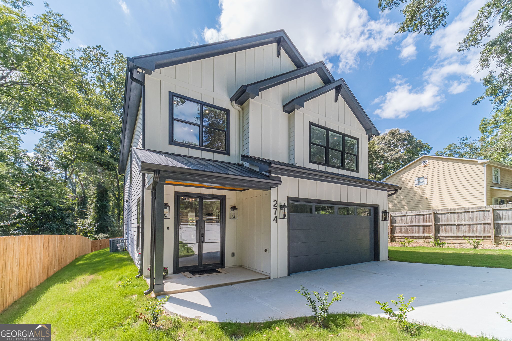 274 White Street