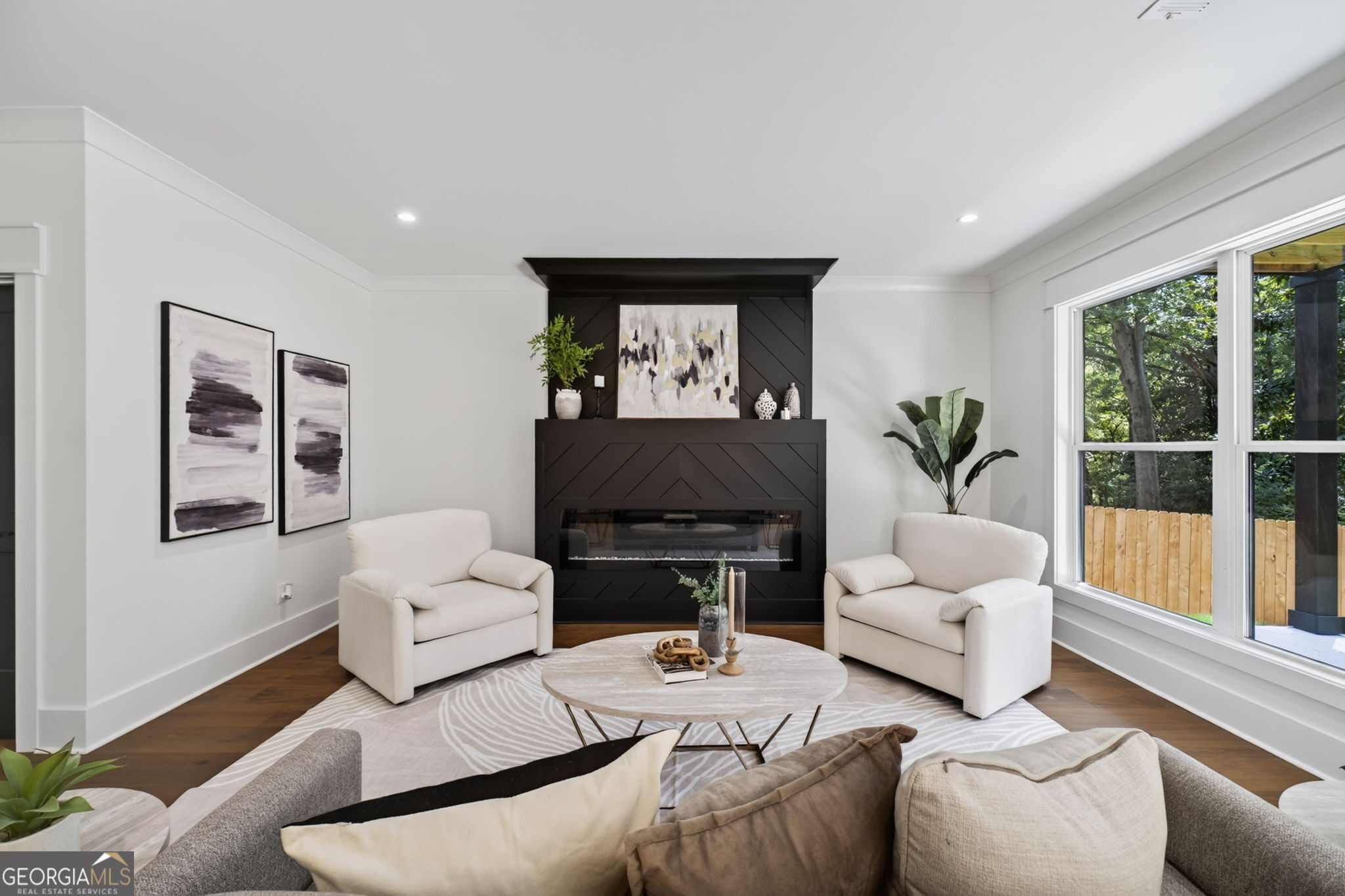 274 White Street
