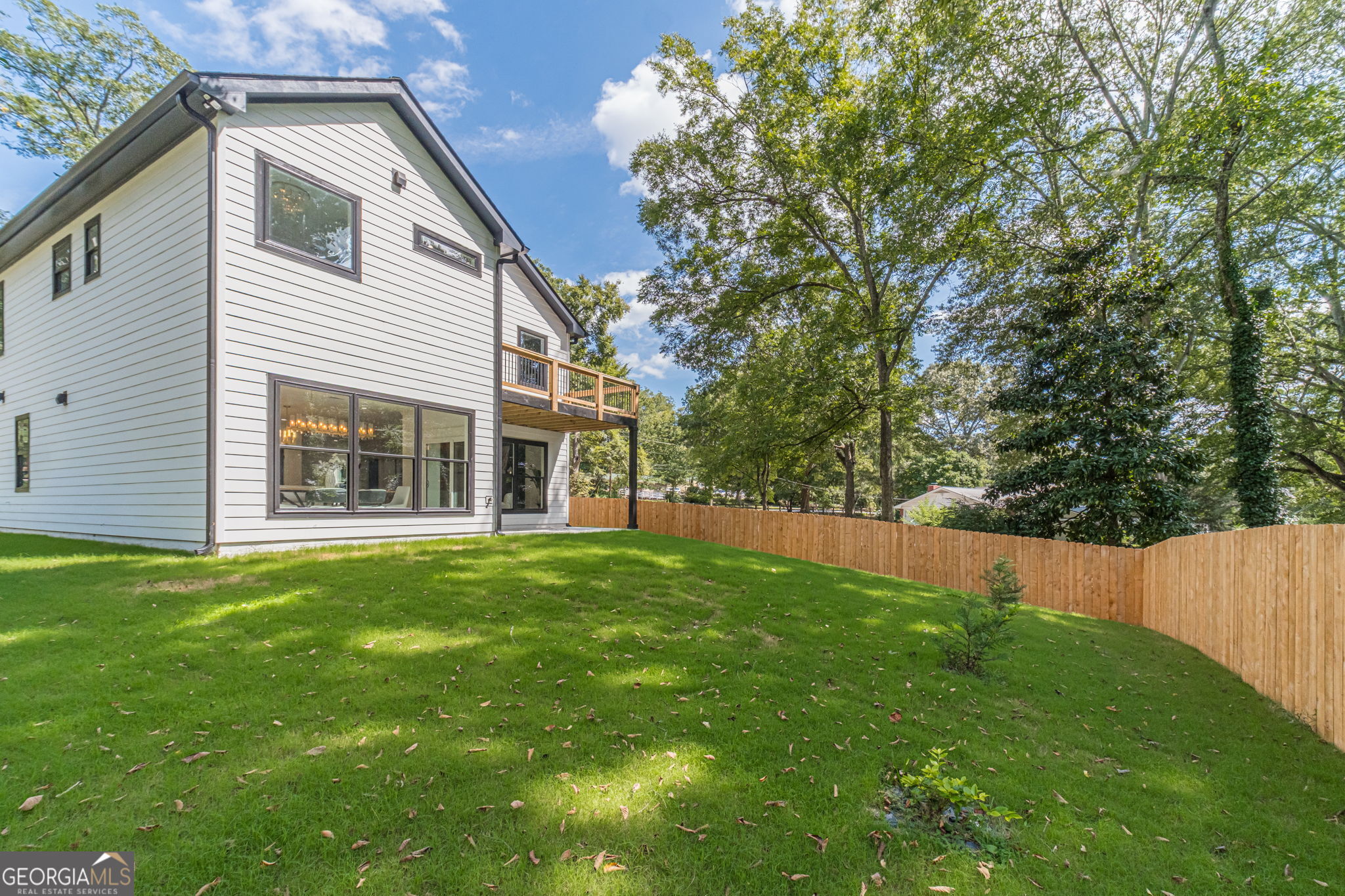 274 White Street