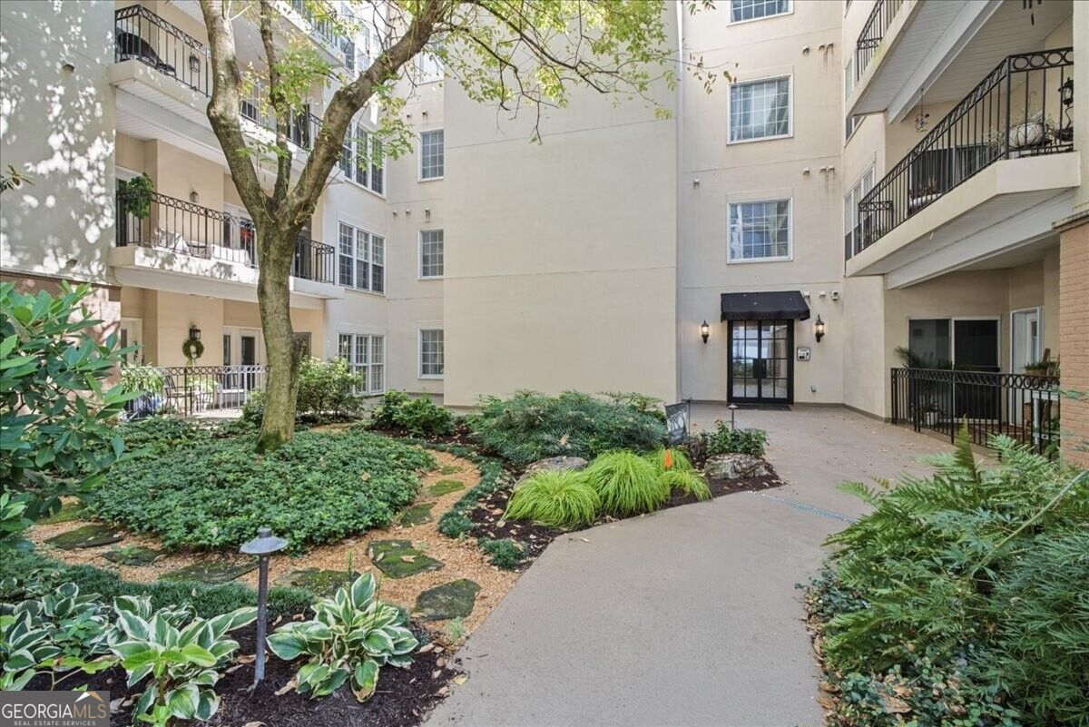 175 15th Street NE # 208