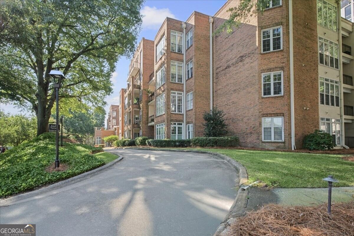 175 15th Street NE # 208