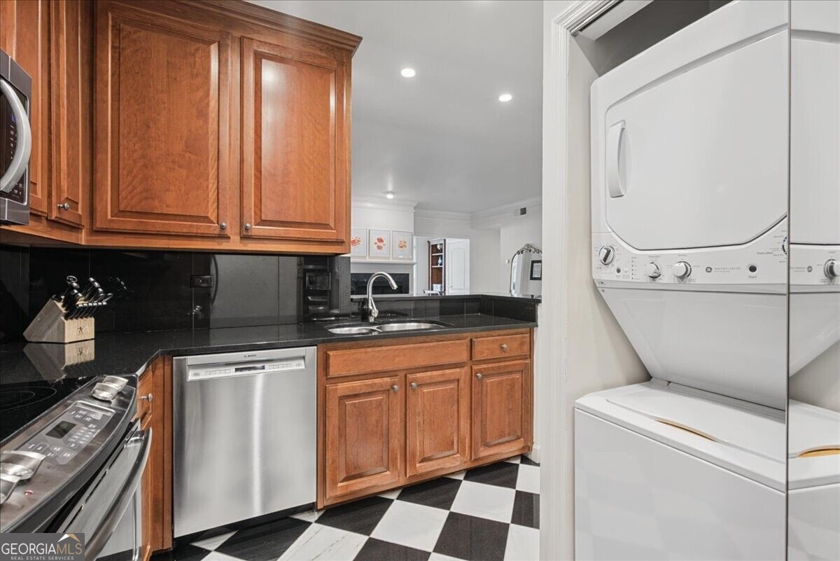 175 15th Street NE # 208
