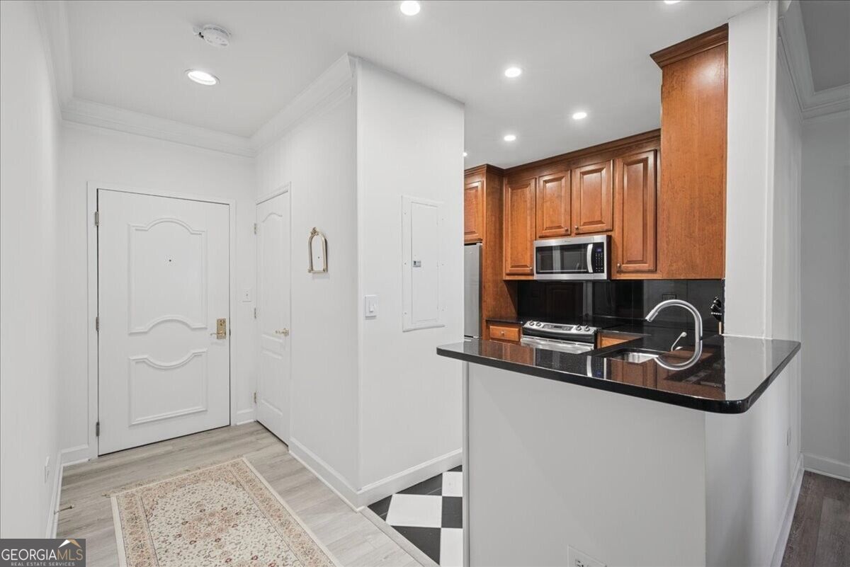 175 15th Street NE # 208