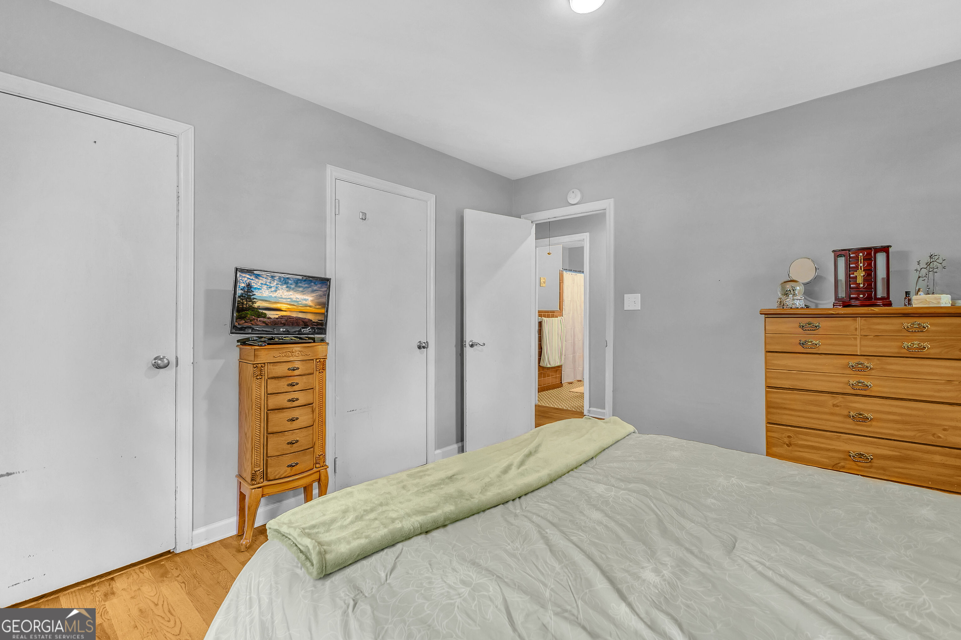 349 Virginia Place SE