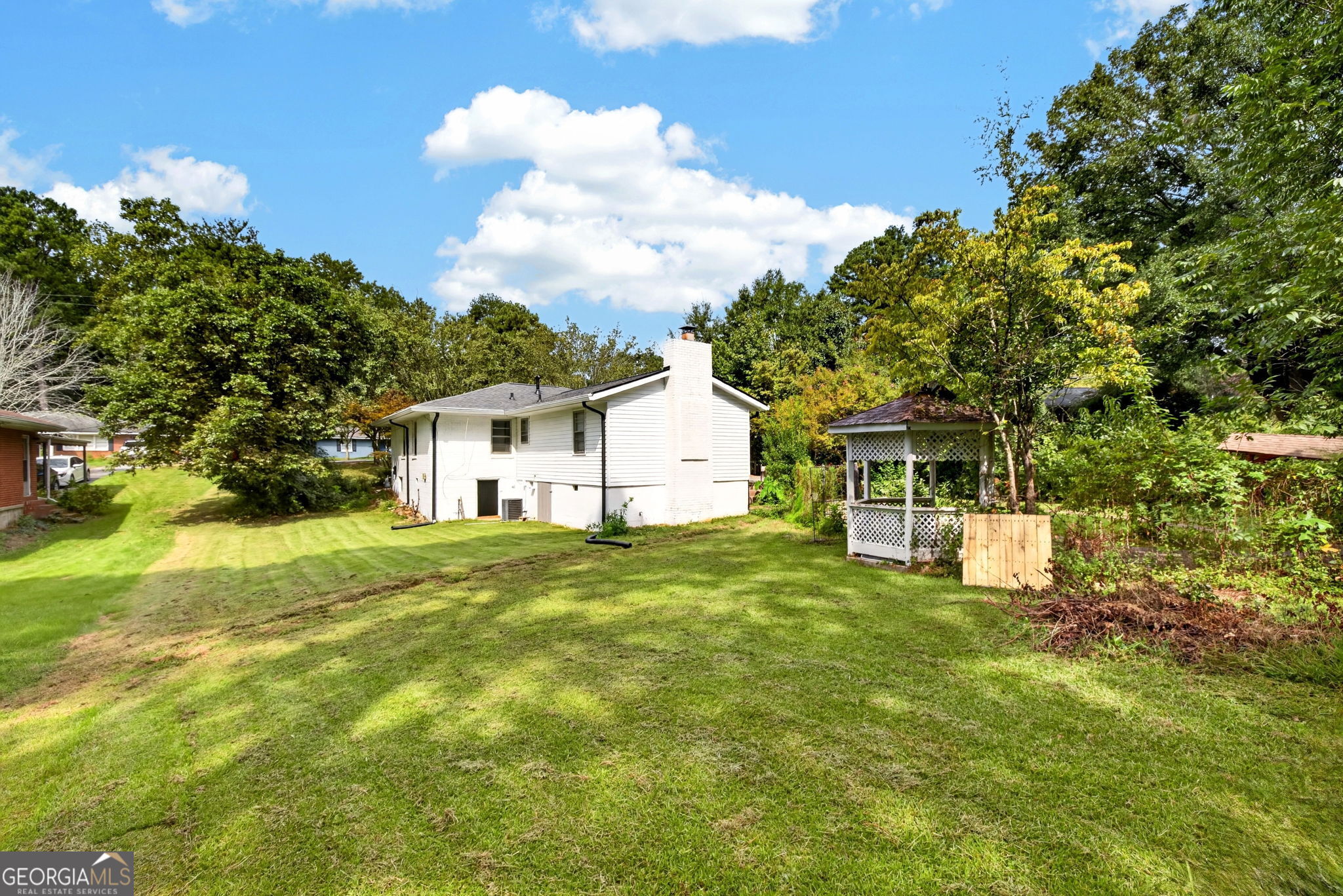 349 Virginia Place SE