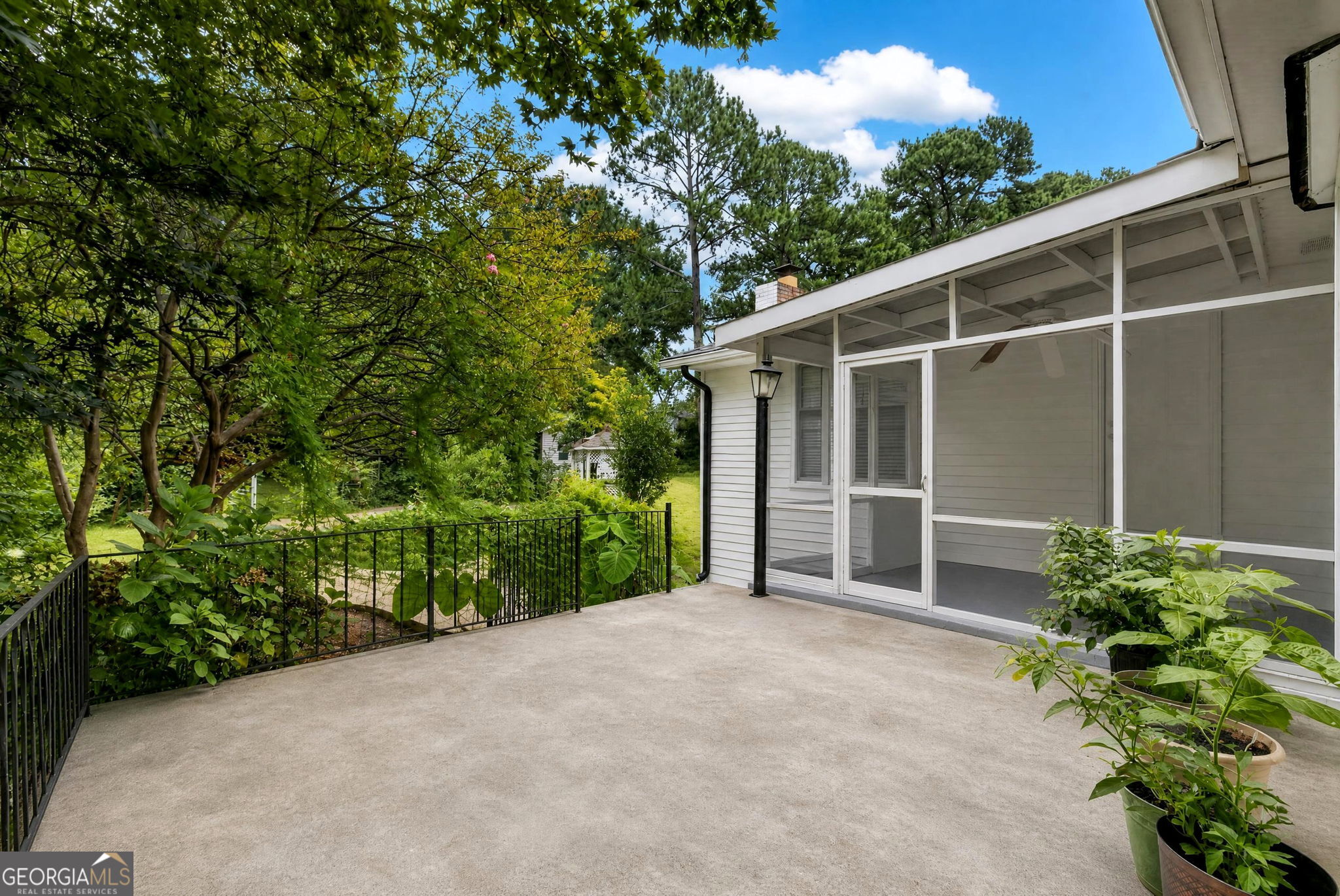 349 Virginia Place SE