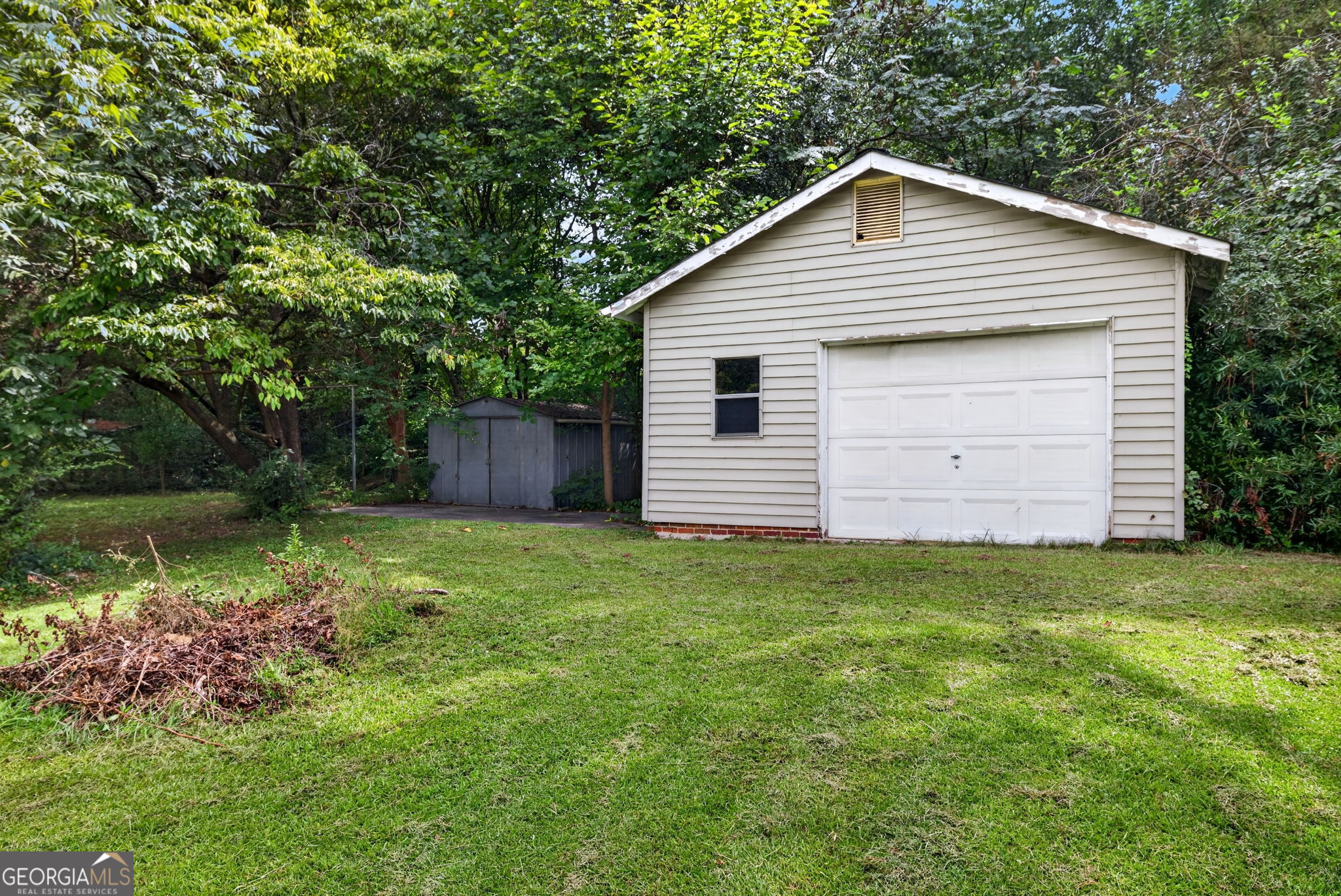 349 Virginia Place SE