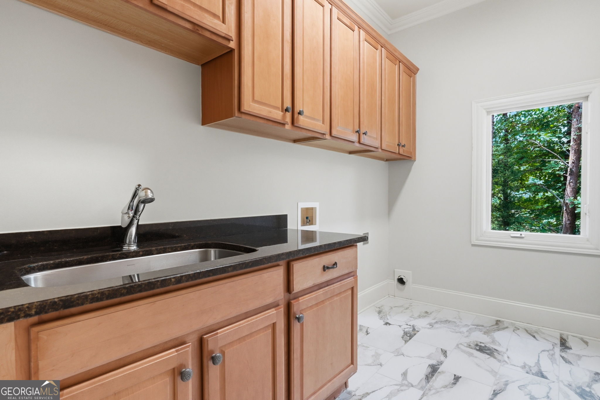 6295 Windward Parkway