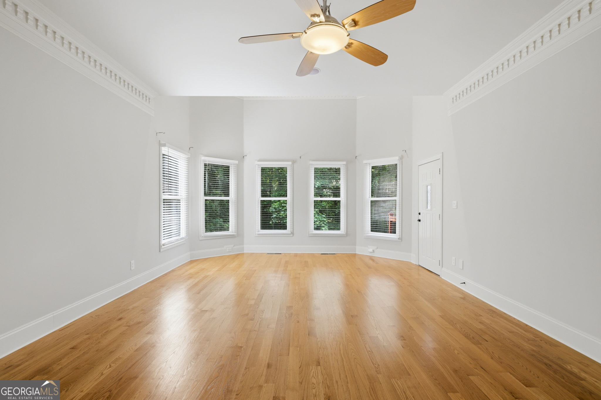 6295 Windward Parkway