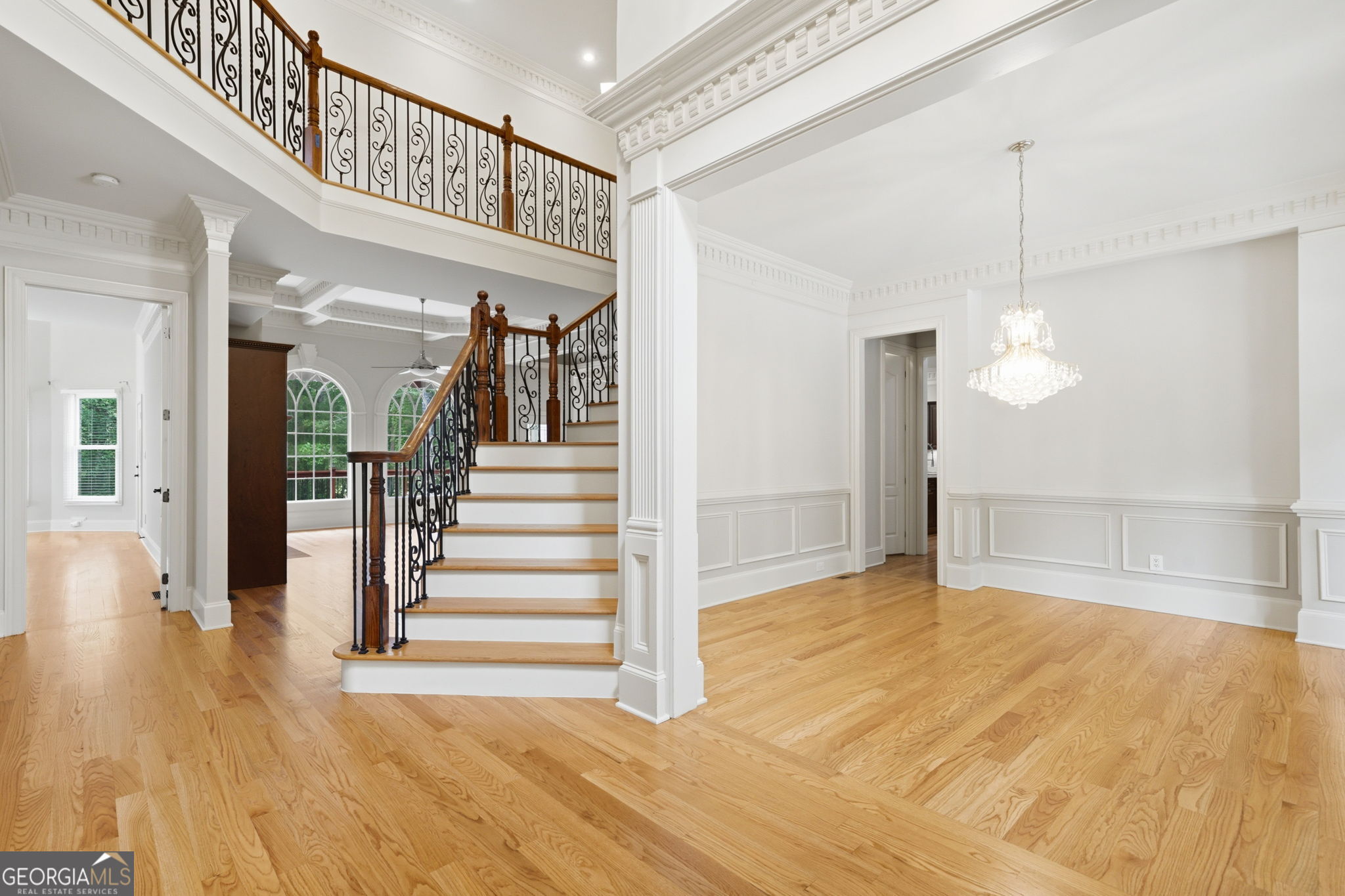 6295 Windward Parkway