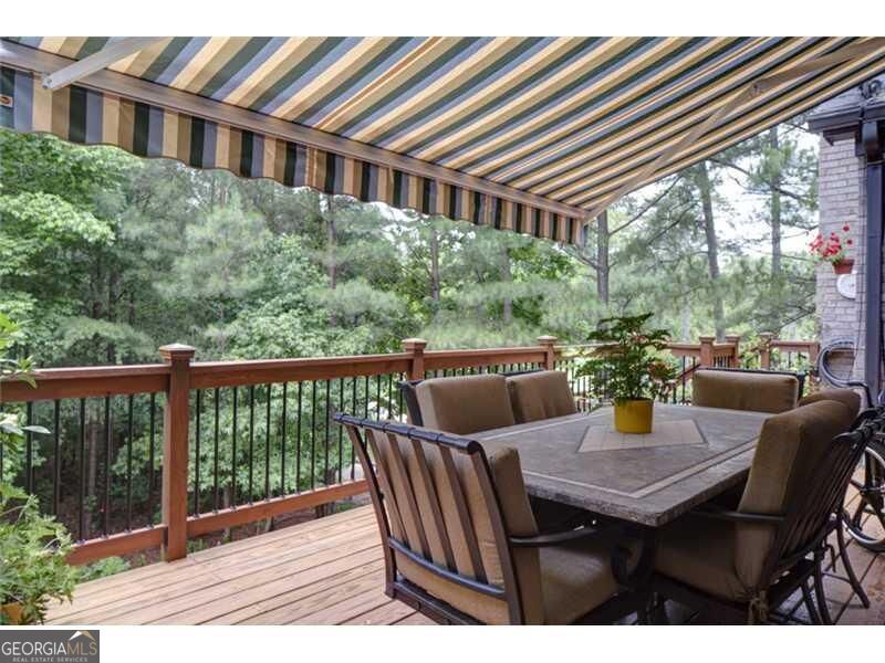 6295 Windward Parkway