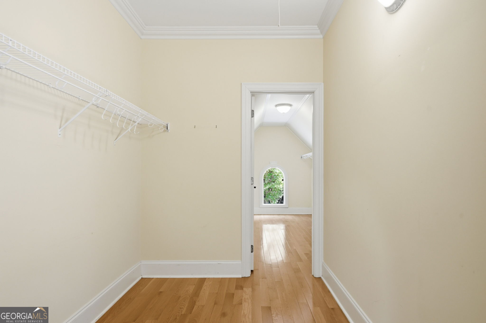 6295 Windward Parkway