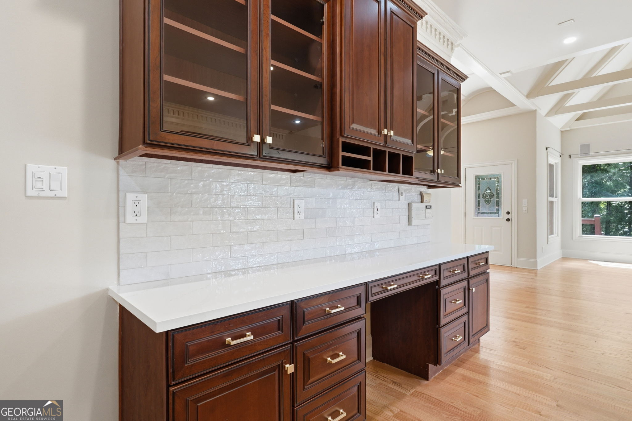 6295 Windward Parkway