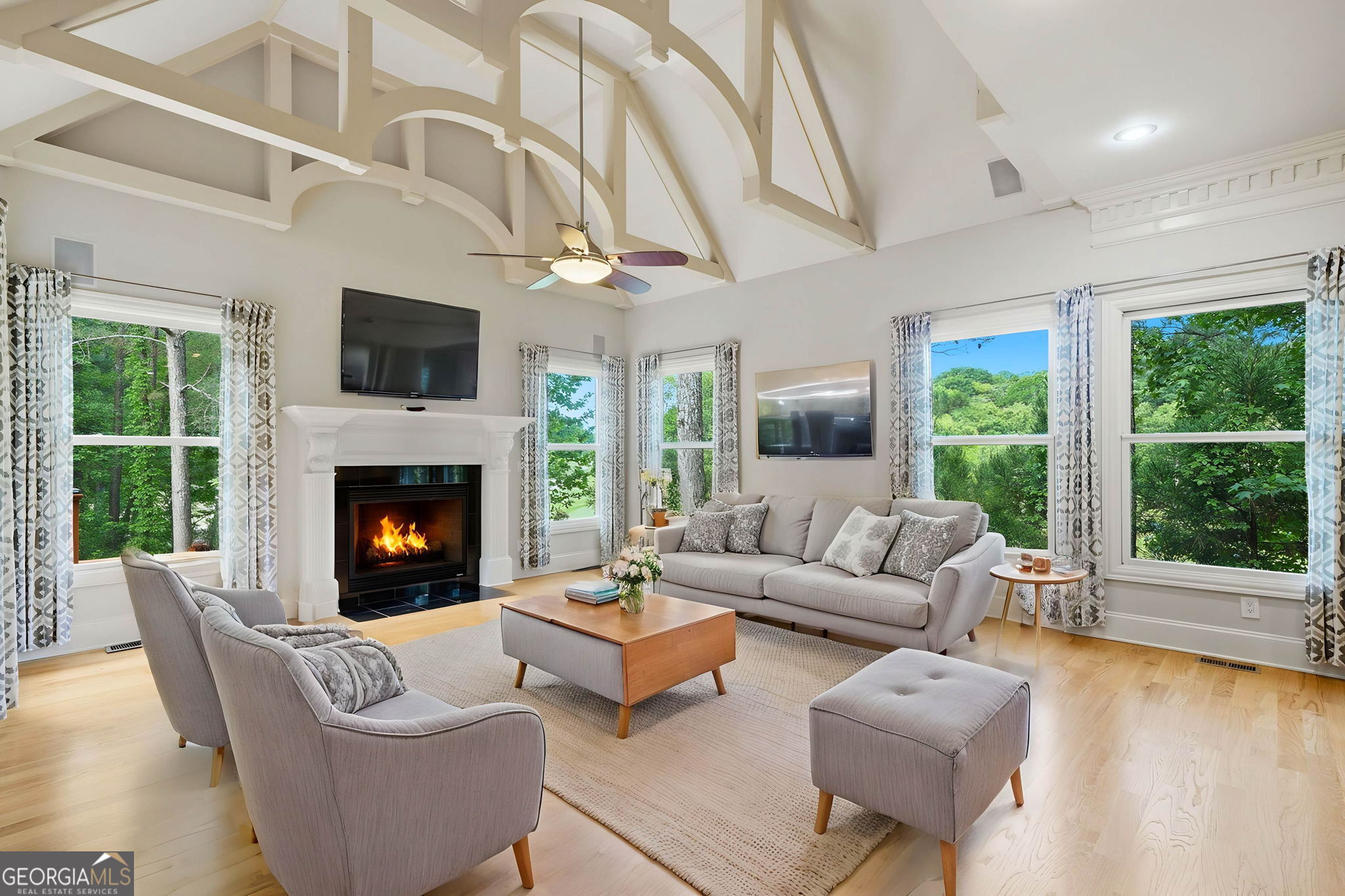 6295 Windward Parkway
