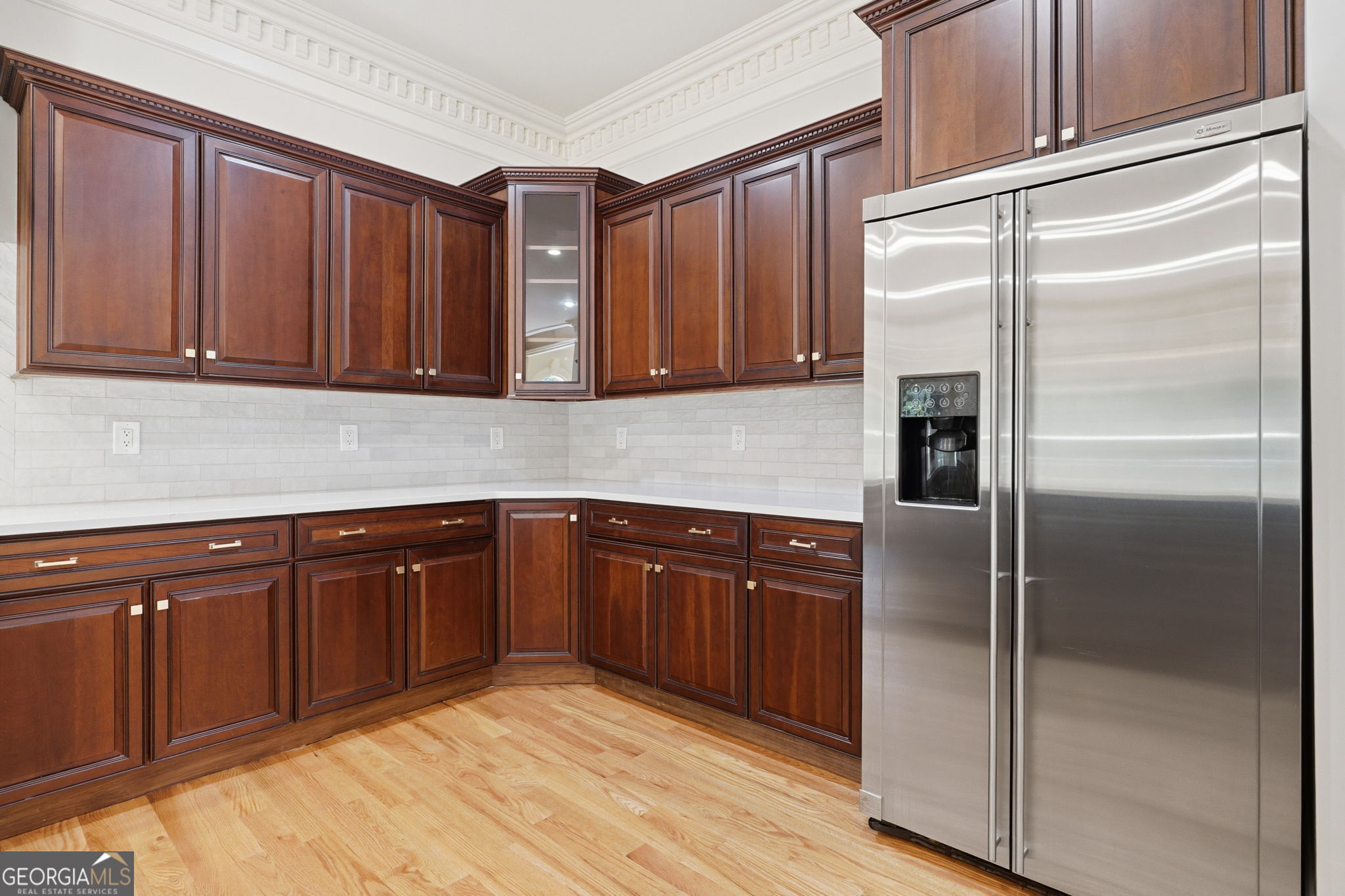 6295 Windward Parkway