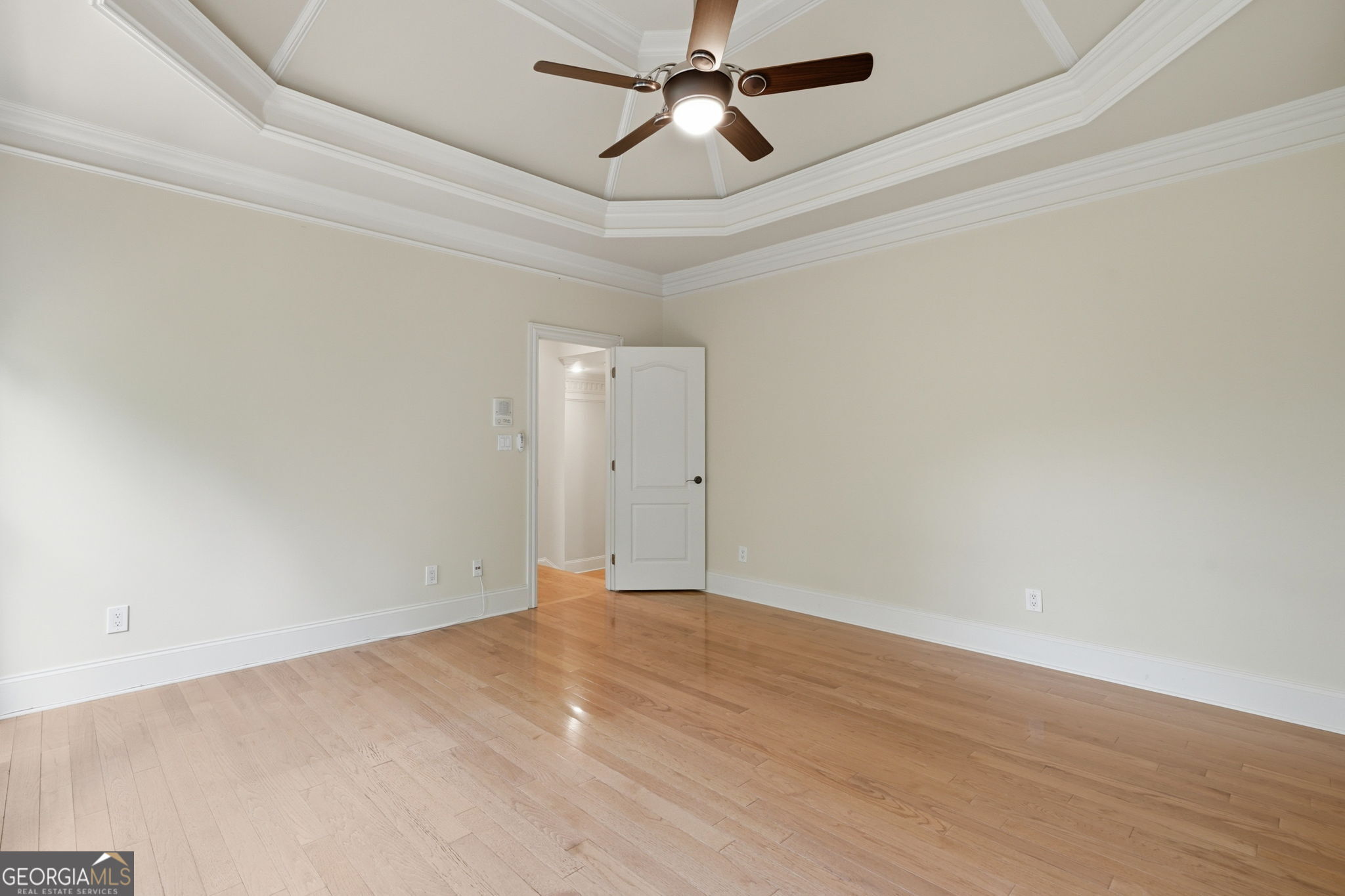 6295 Windward Parkway