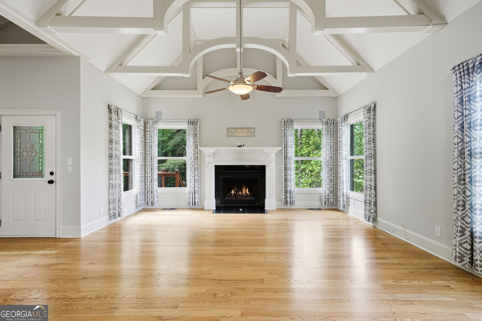 6295 Windward Parkway