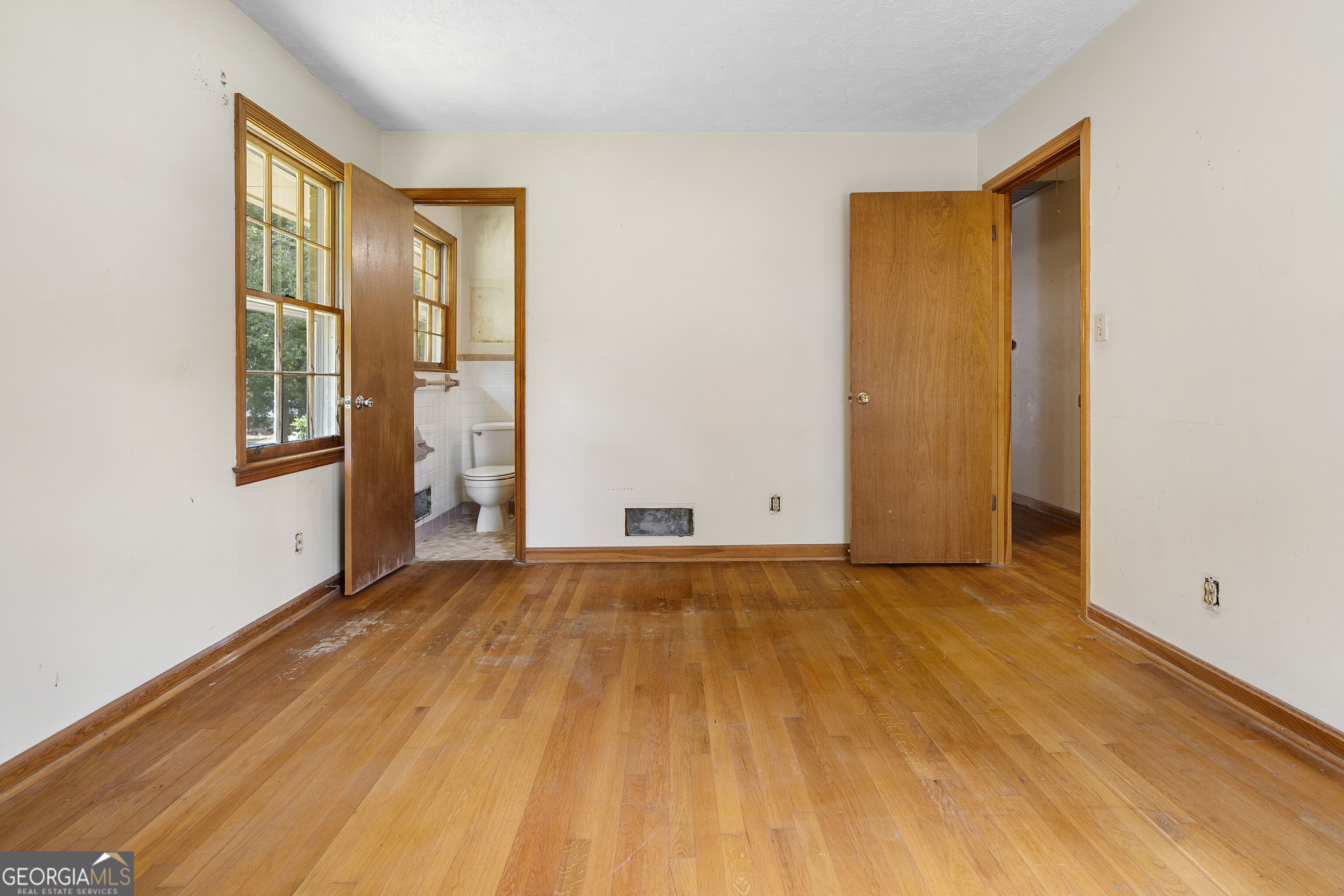 1311 Mary Dale Drive SW