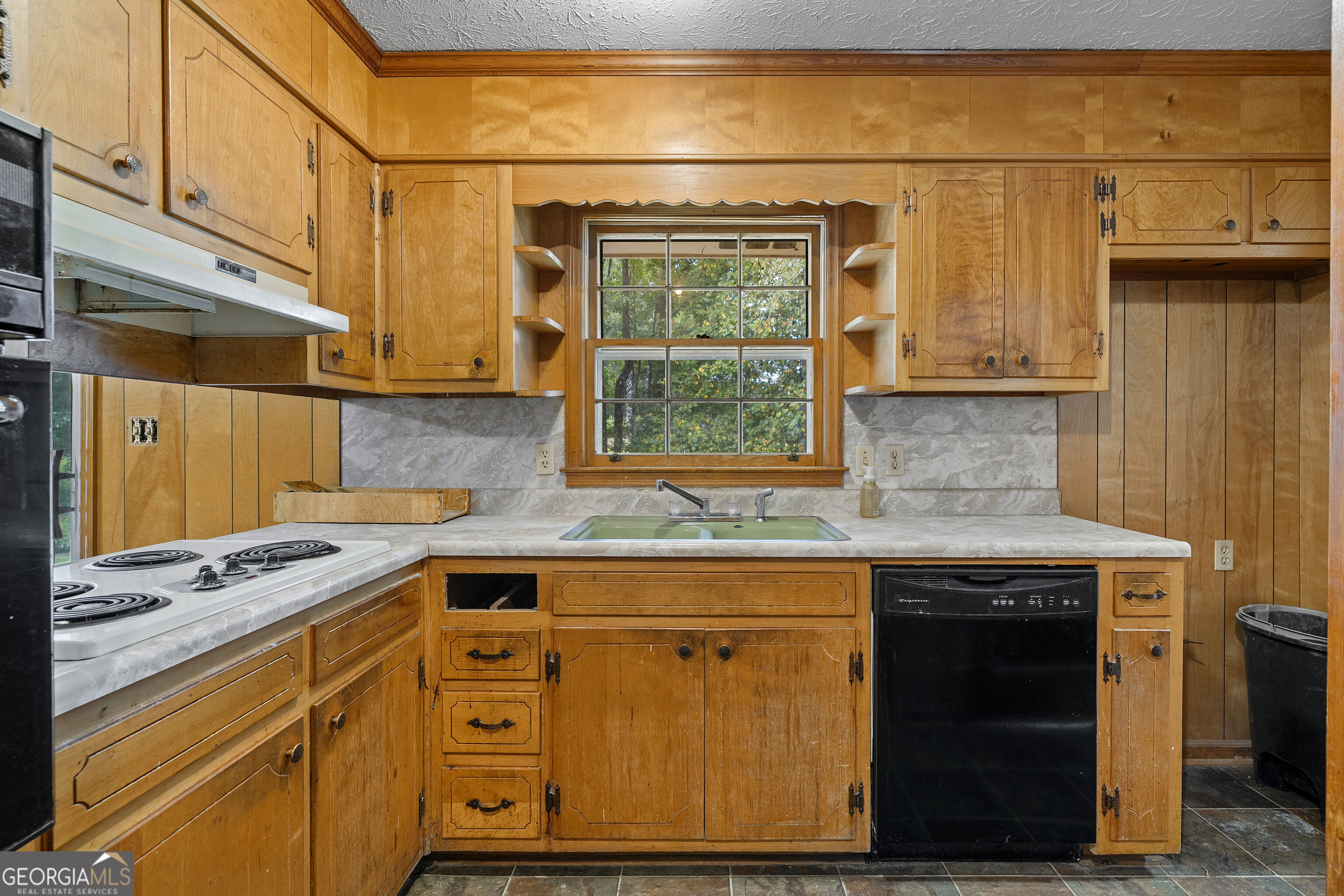 1311 Mary Dale Drive SW