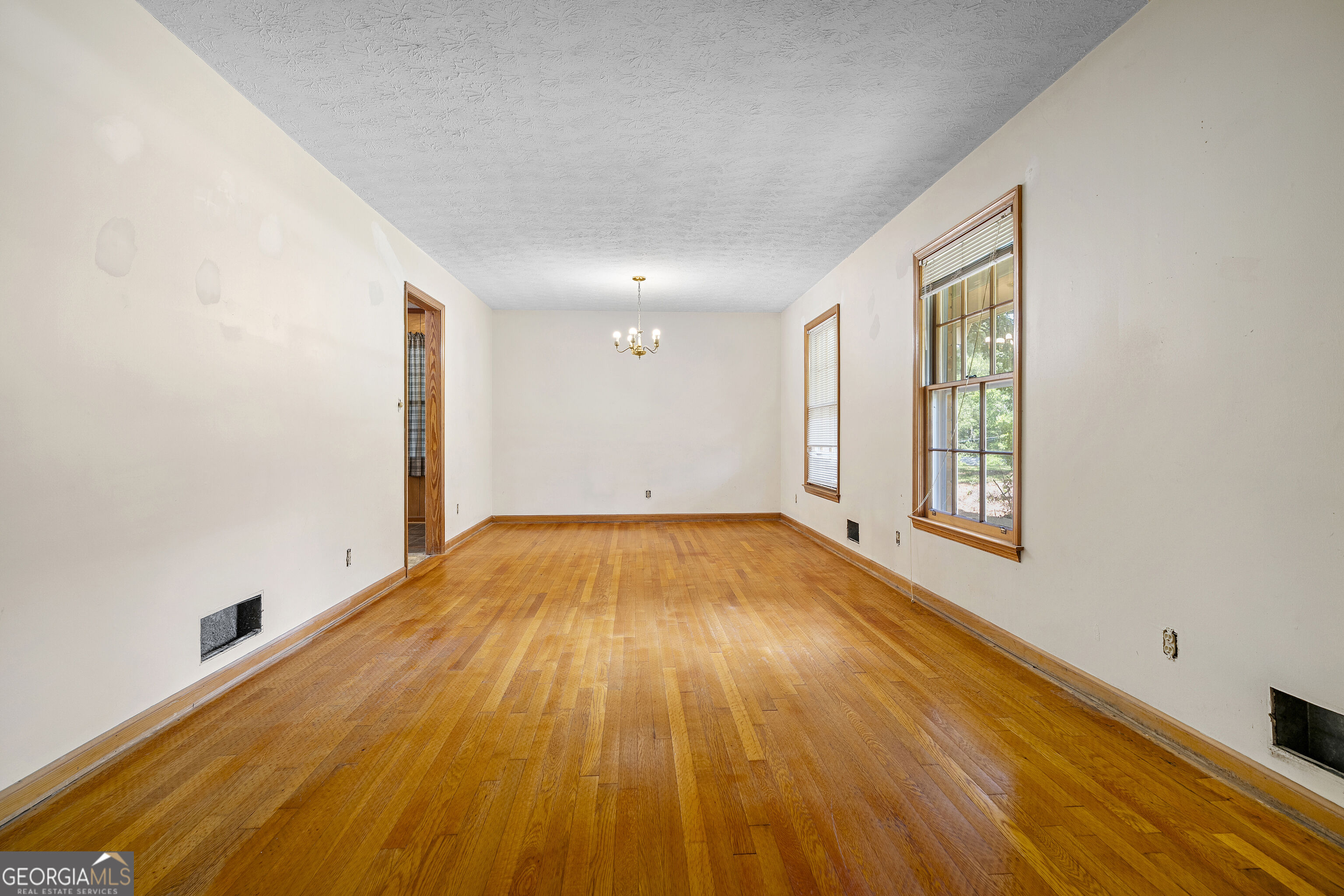 1311 Mary Dale Drive SW