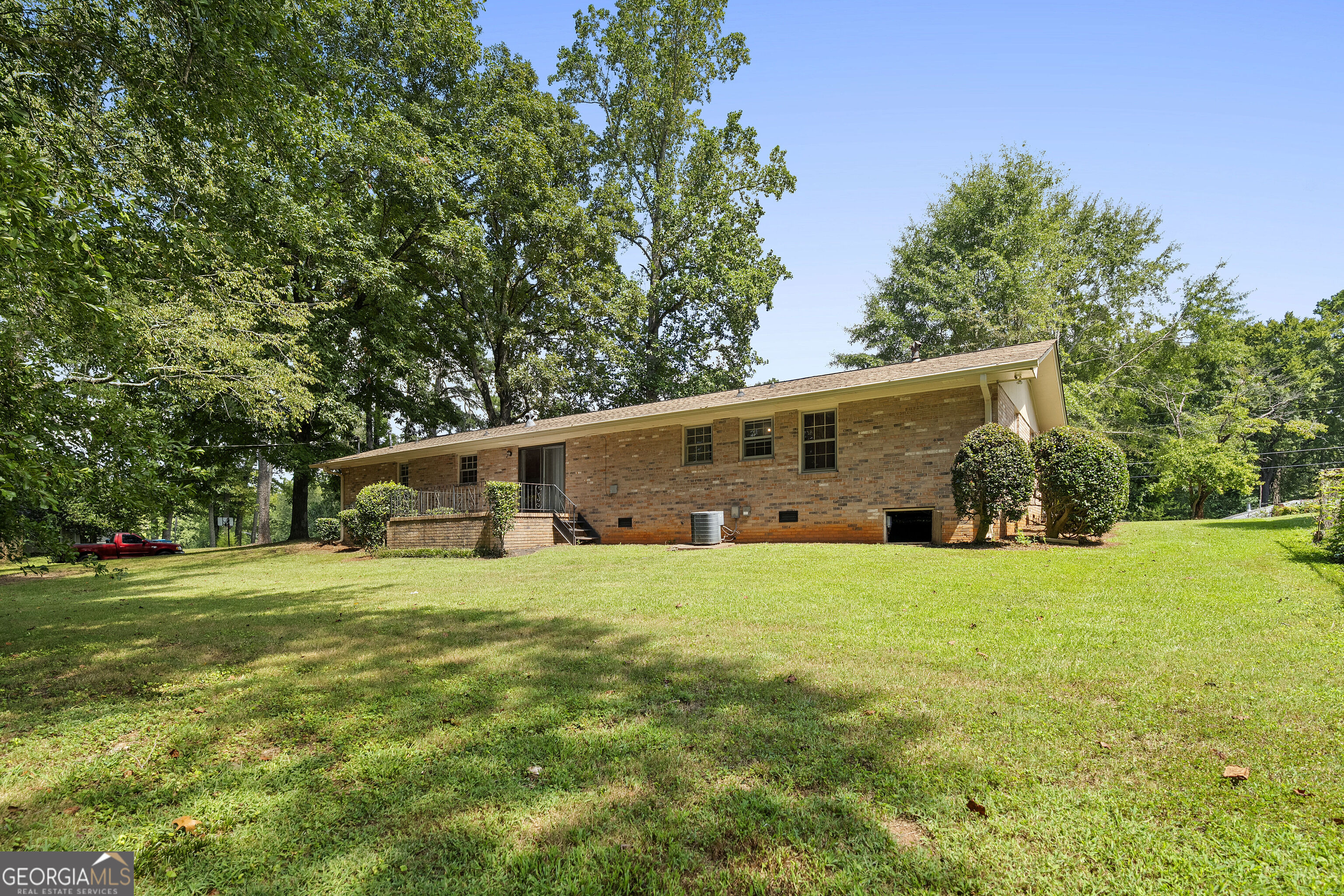 1311 Mary Dale Drive SW