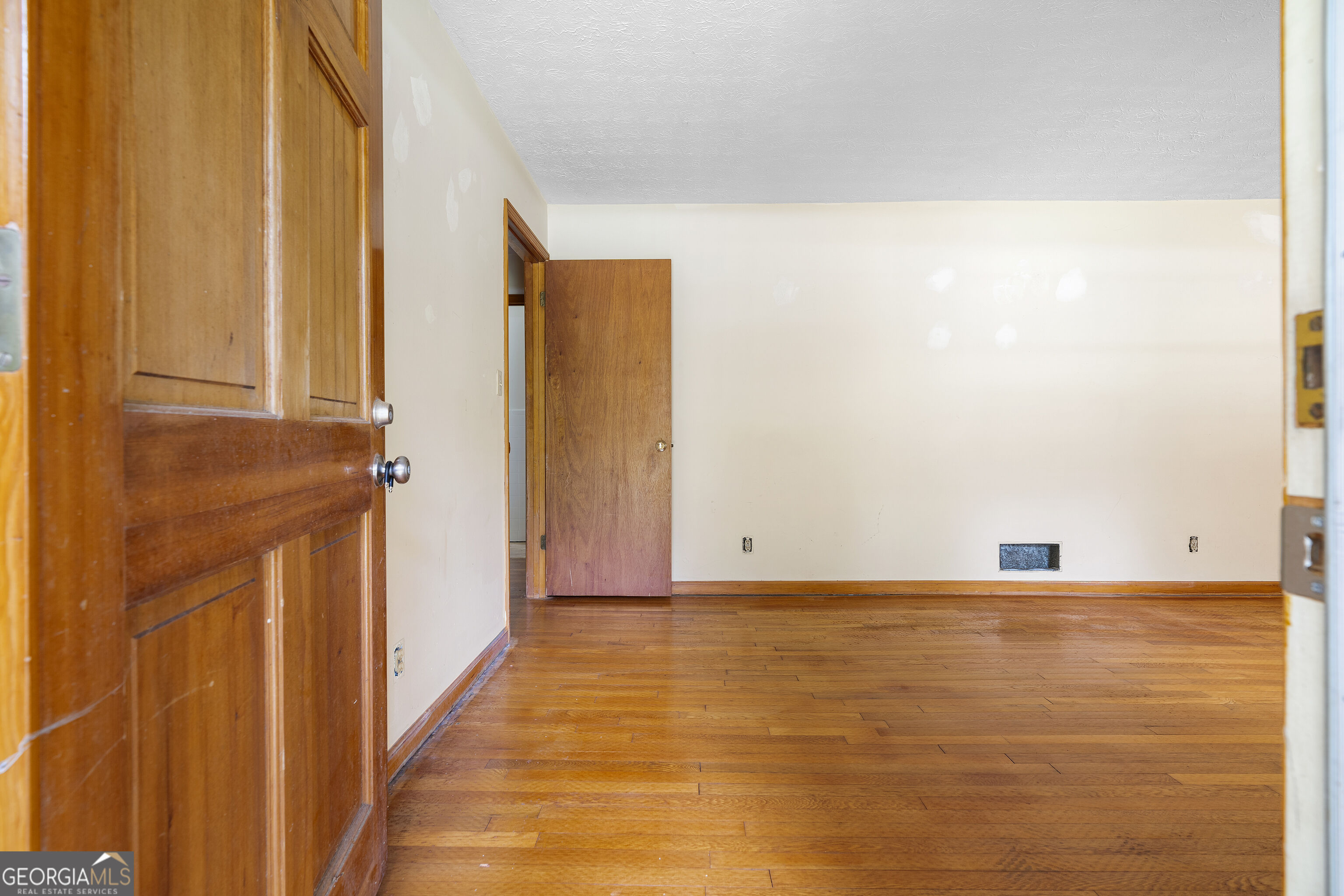 1311 Mary Dale Drive SW