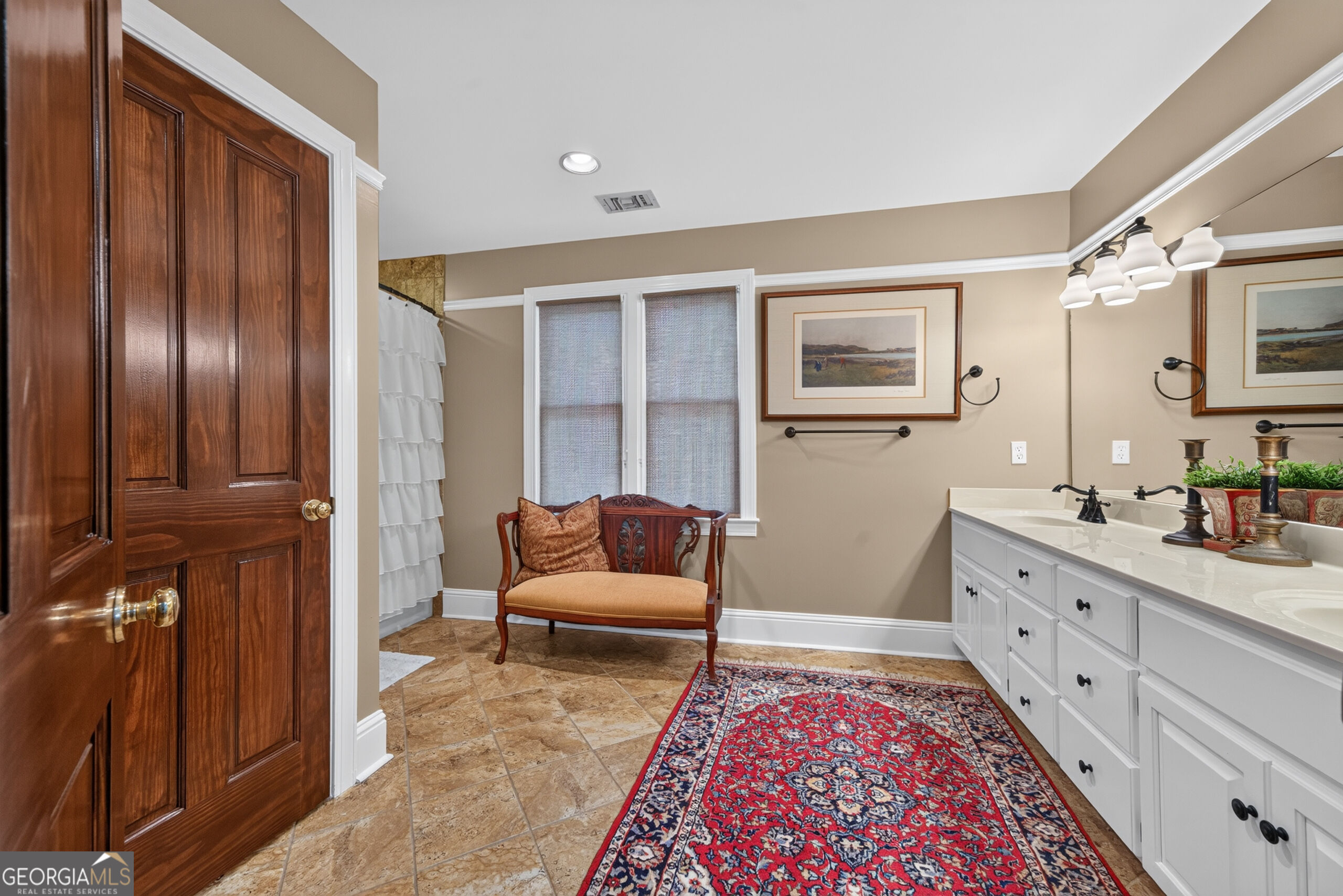 100 Seven Oaks Way