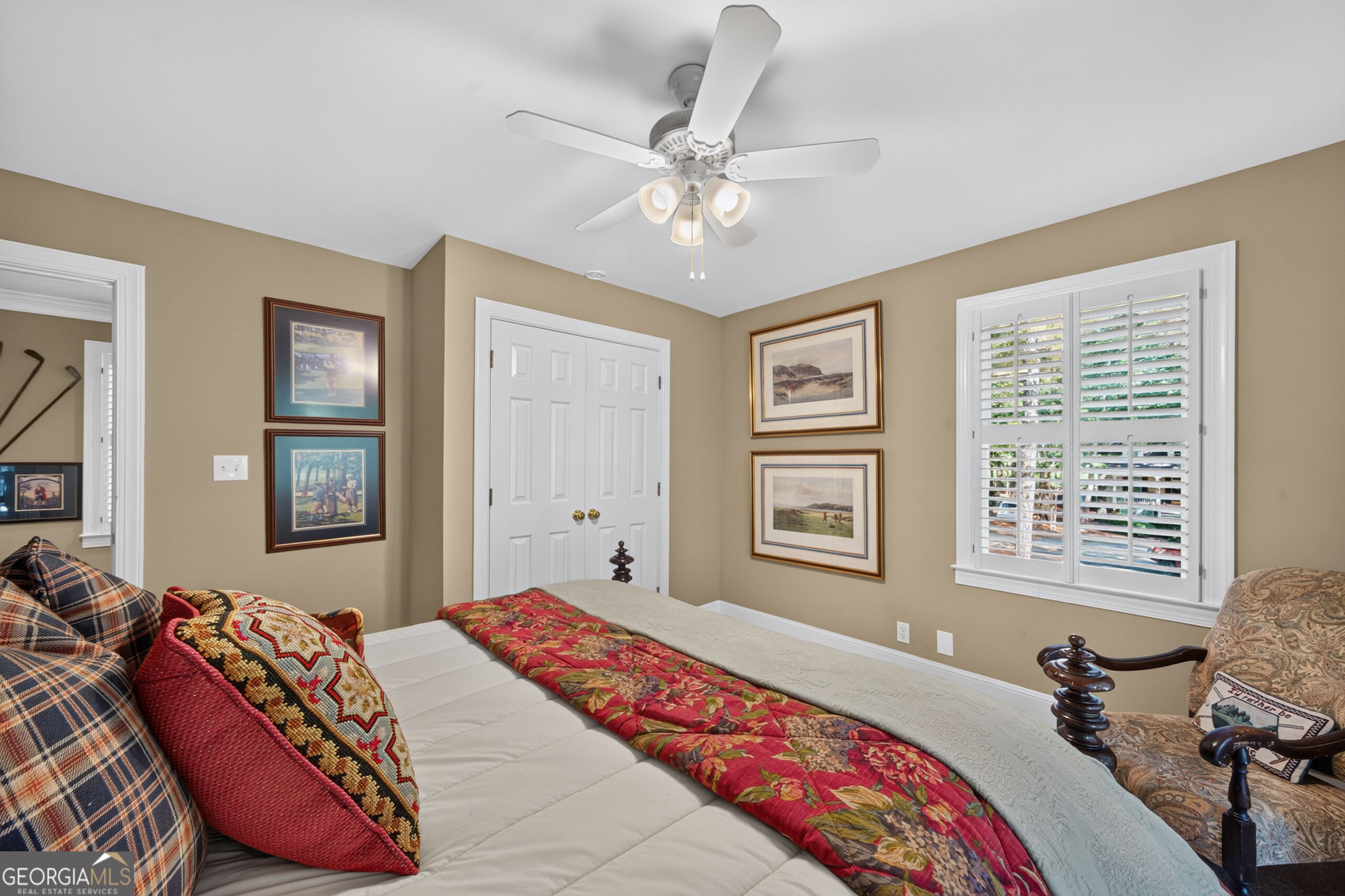 100 Seven Oaks Way