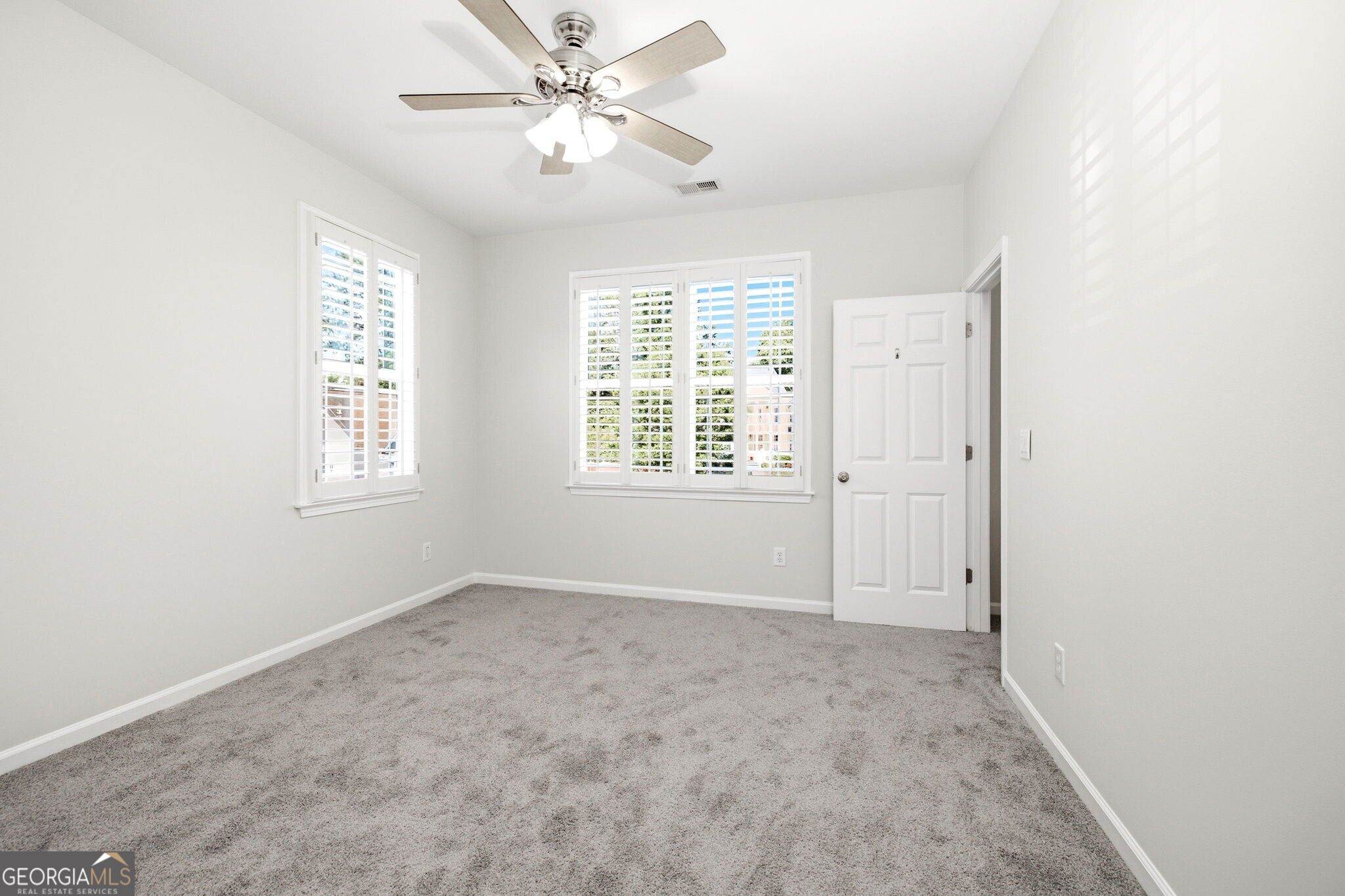 7327 Rocking Chair Lane