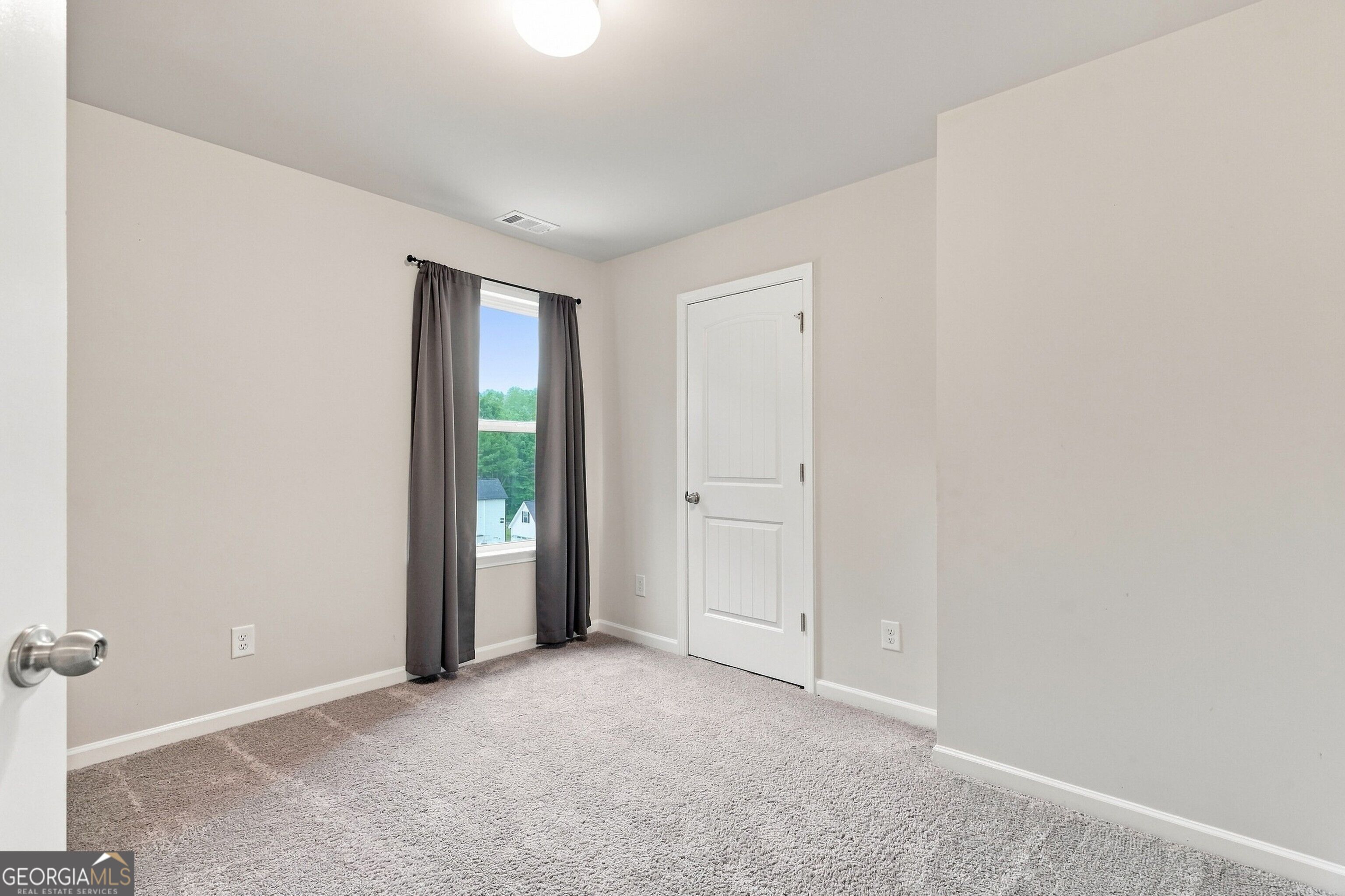 1069 Belmont Park Drive