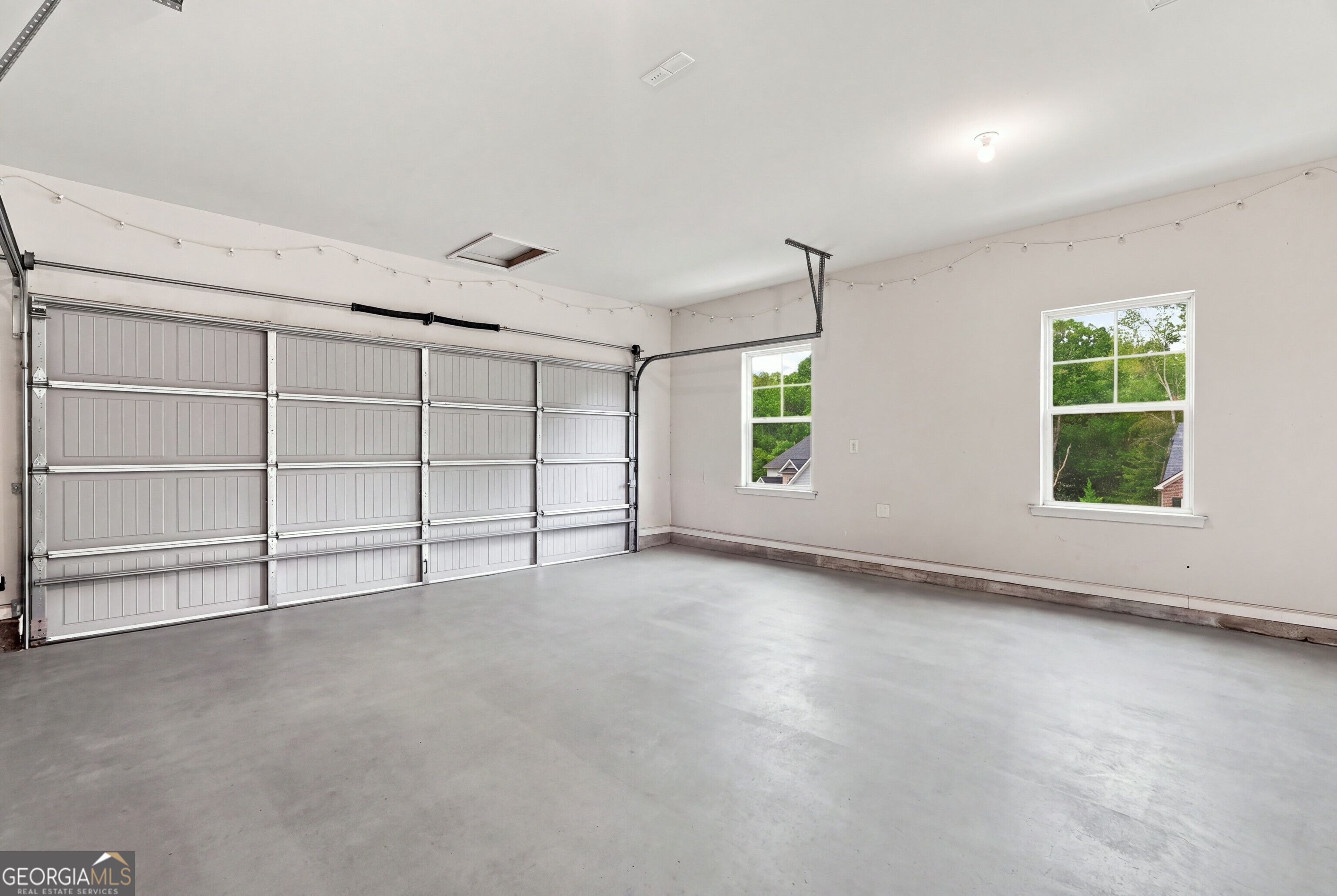 1069 Belmont Park Drive