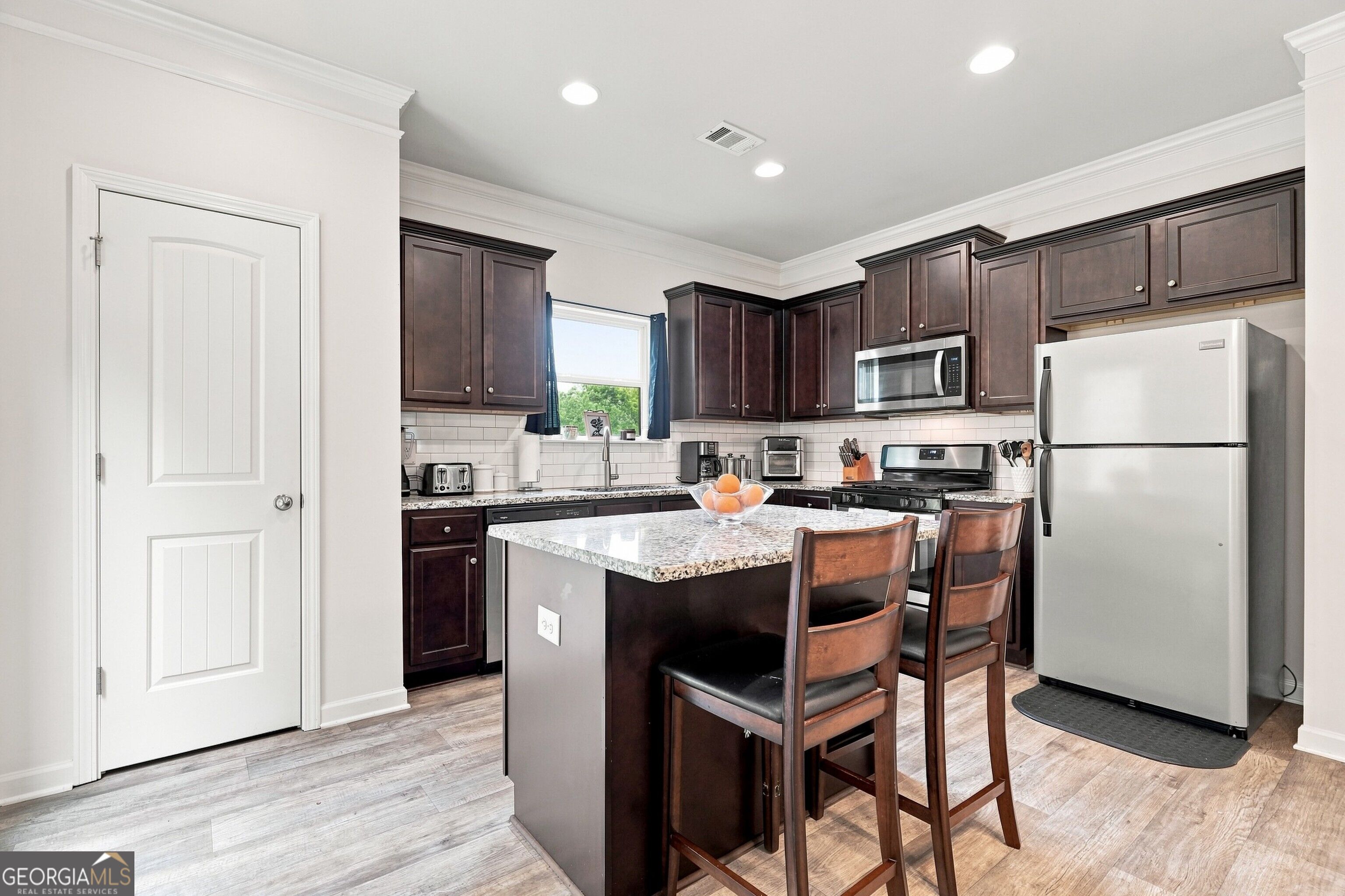 1069 Belmont Park Drive