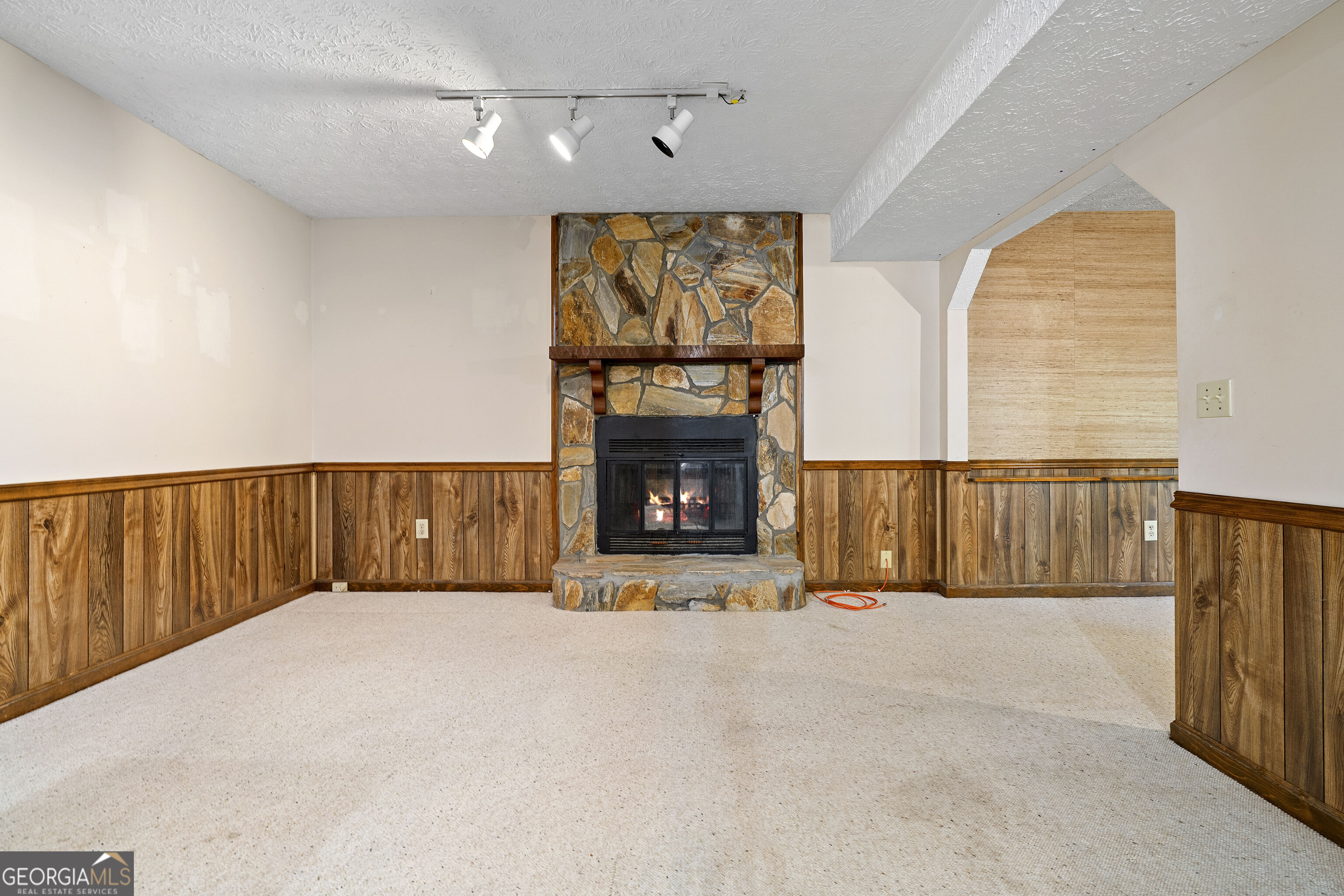 3390 Woodrun Trail
