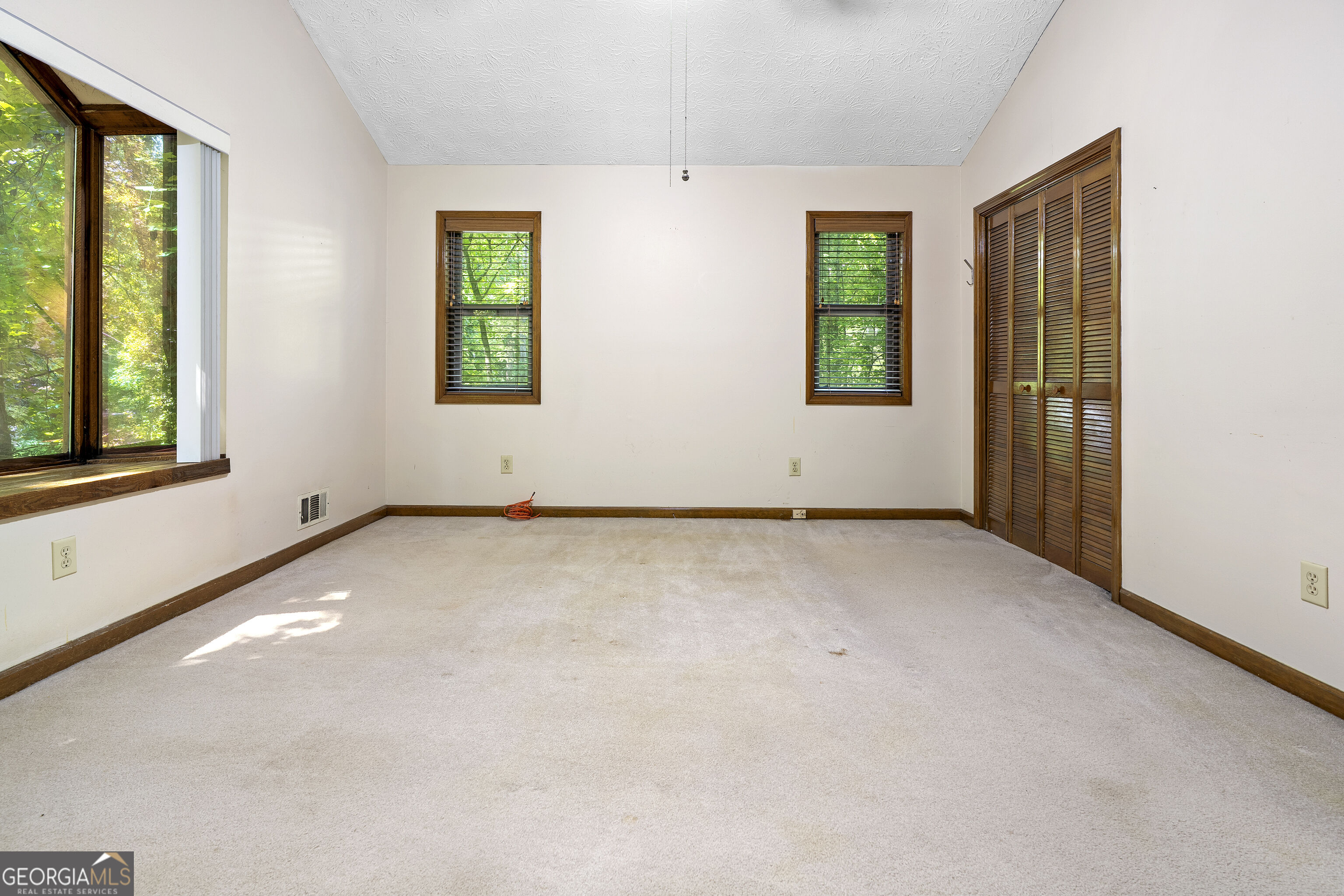 3390 Woodrun Trail