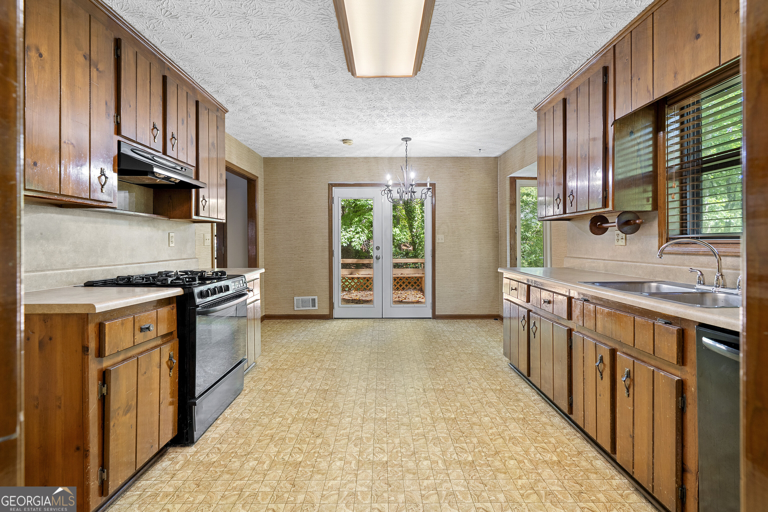 3390 Woodrun Trail