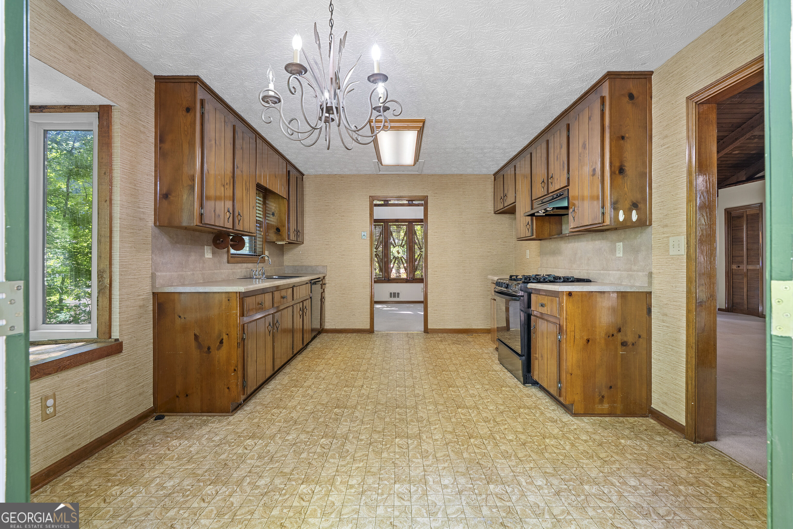 3390 Woodrun Trail