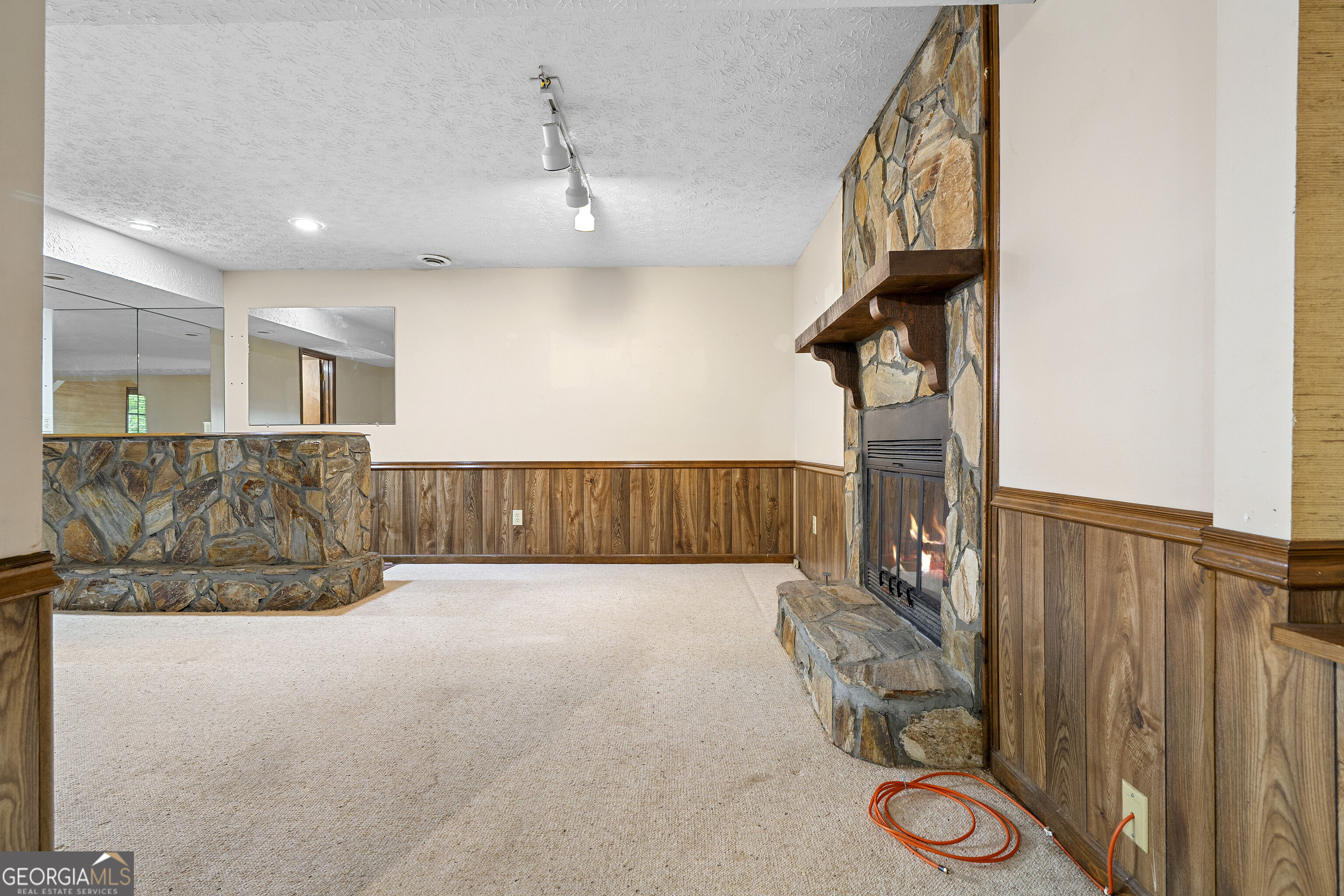 3390 Woodrun Trail