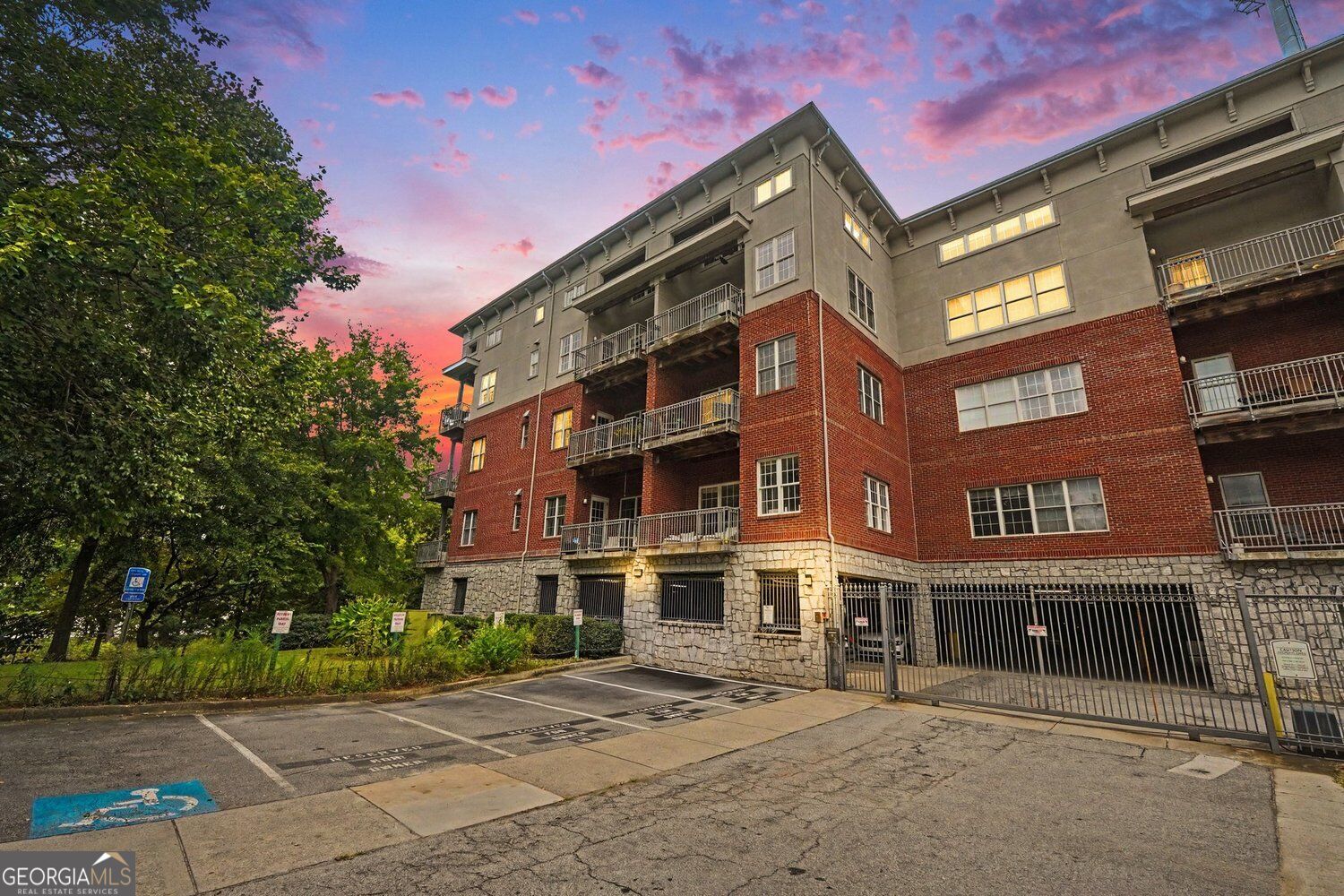 680 Greenwood Avenue NE # 307