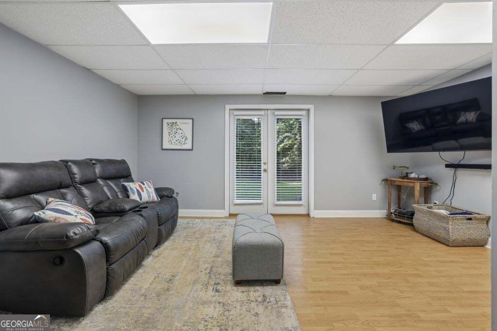 2055 Ivy