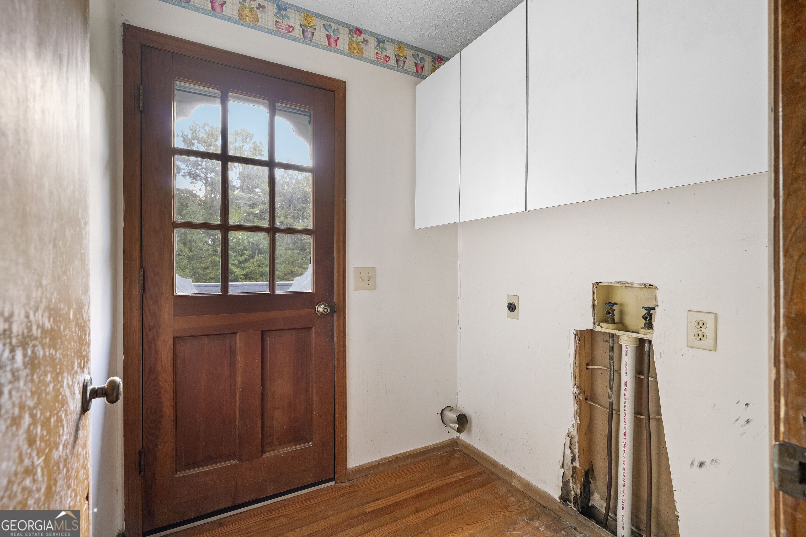 229 Holly Creek Way
