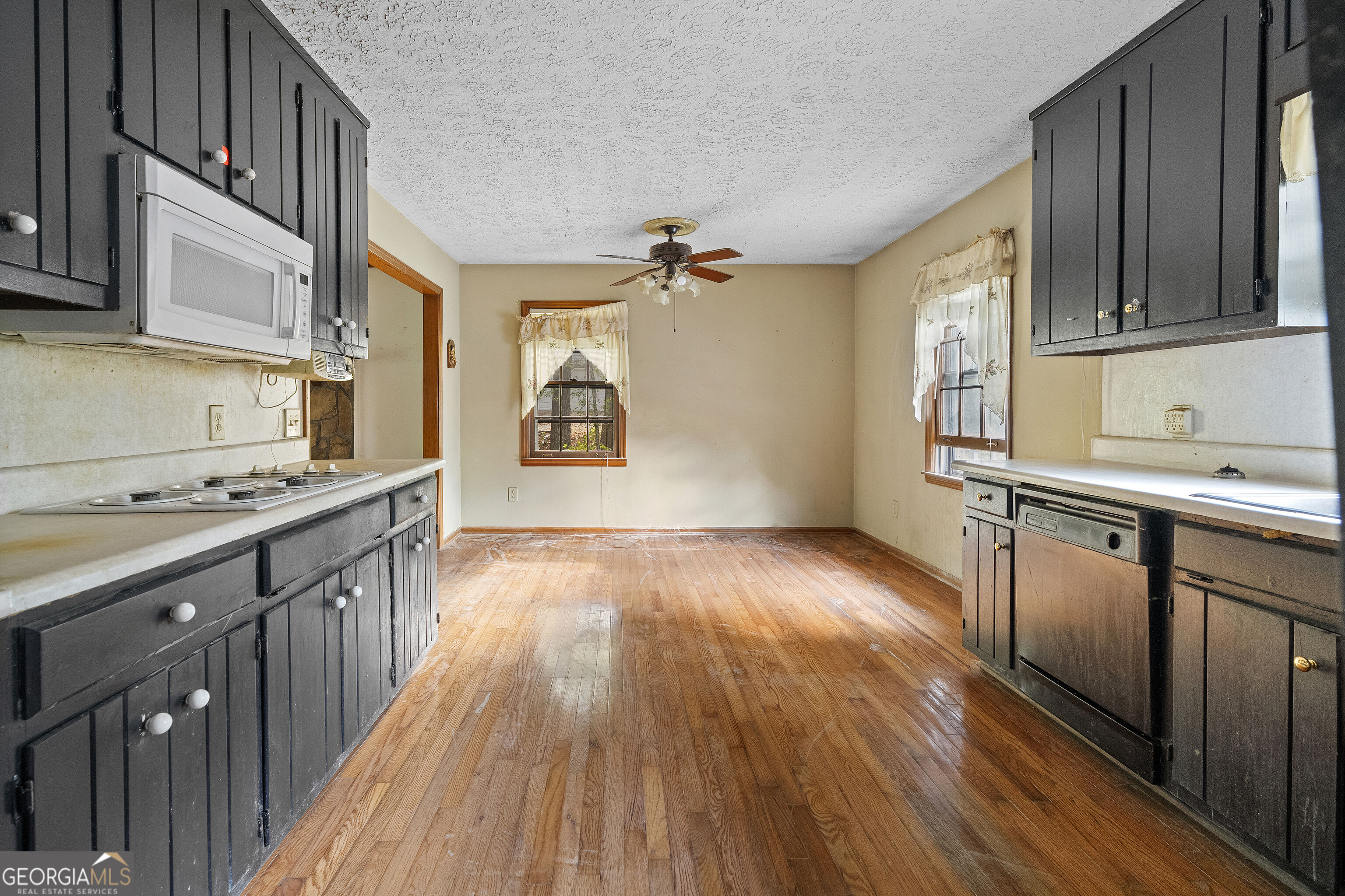229 Holly Creek Way