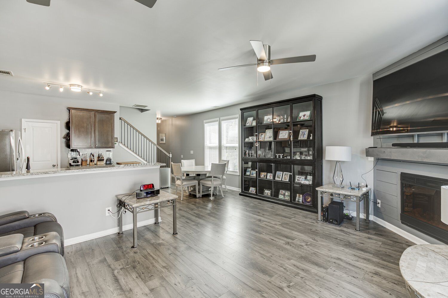 4694 Beacon Ridge Lane