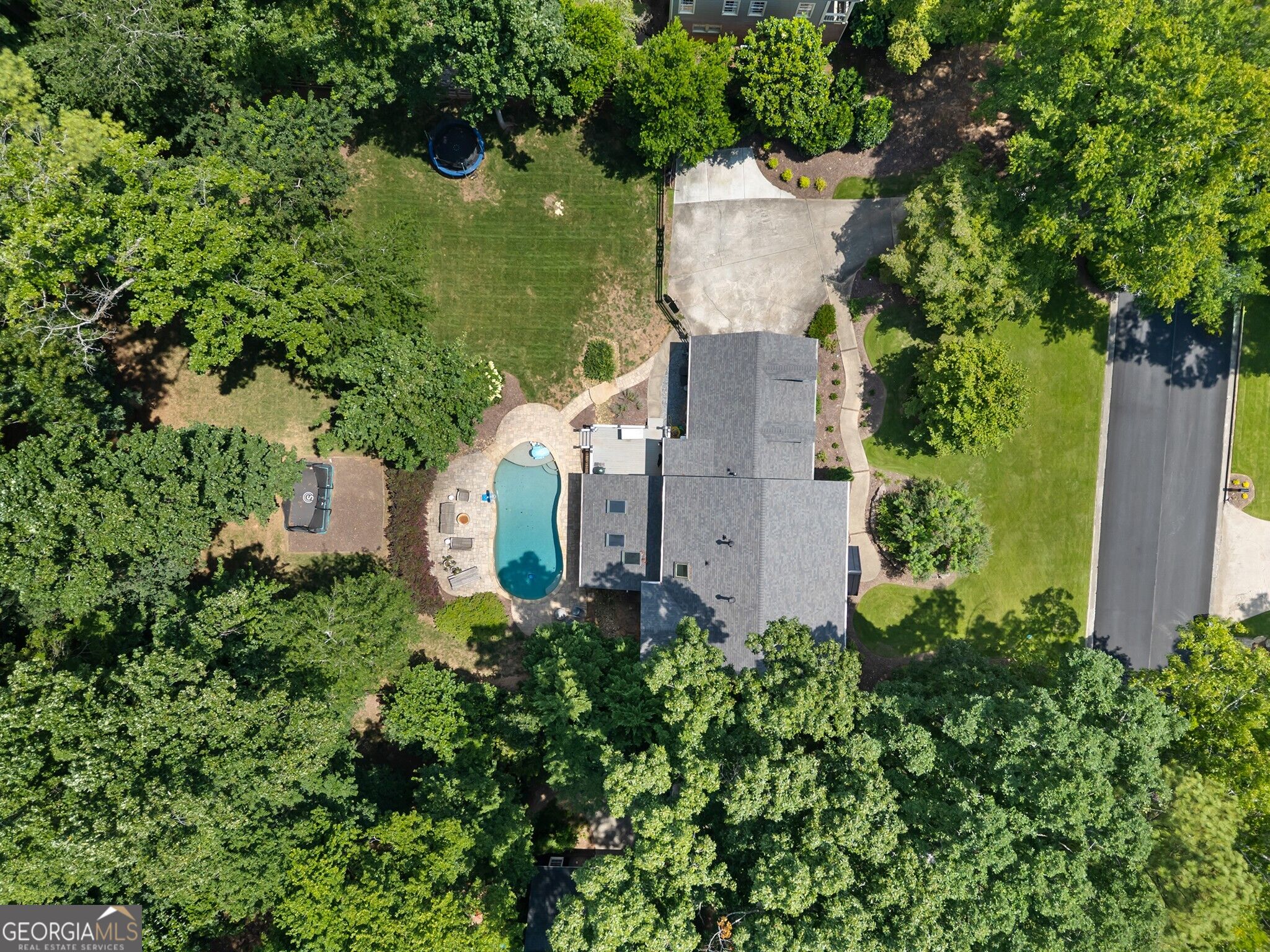 965 Hickory Oak Hollow