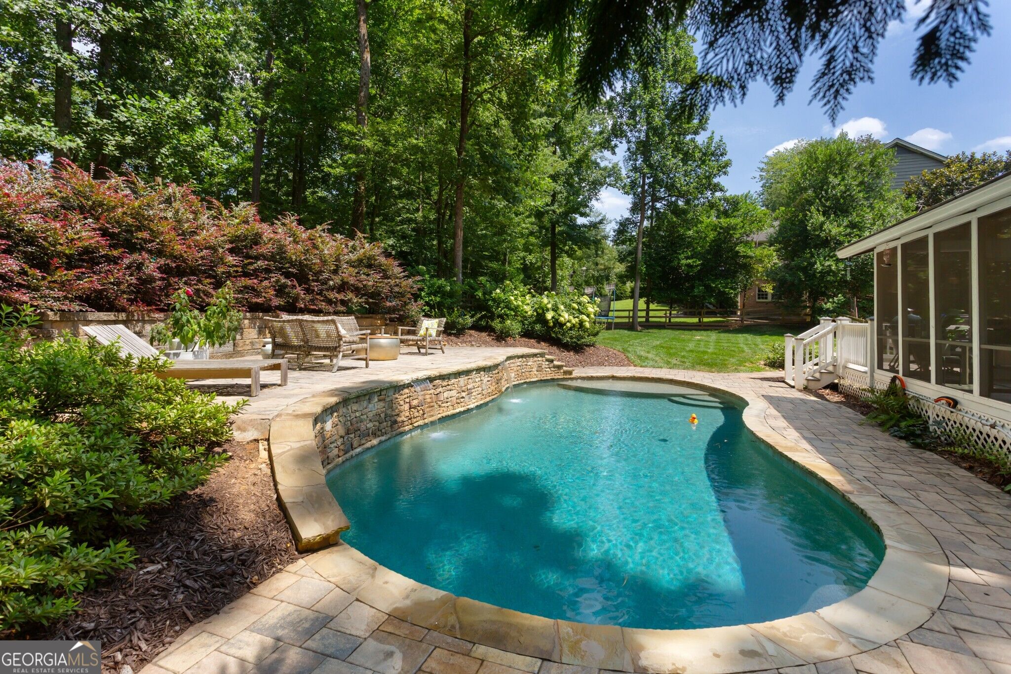 965 Hickory Oak Hollow