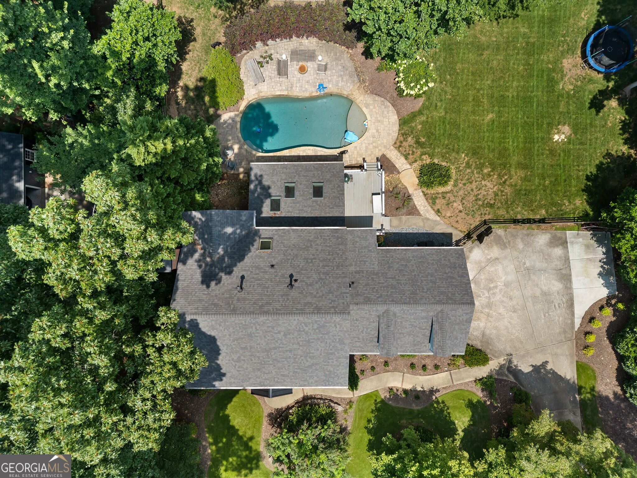 965 Hickory Oak Hollow