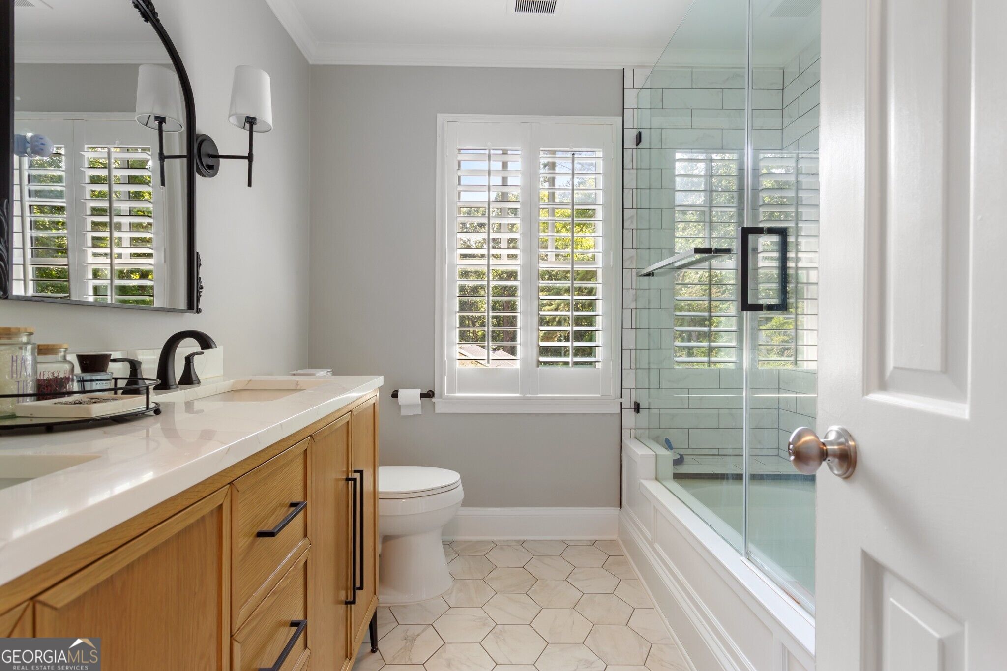 965 Hickory Oak Hollow